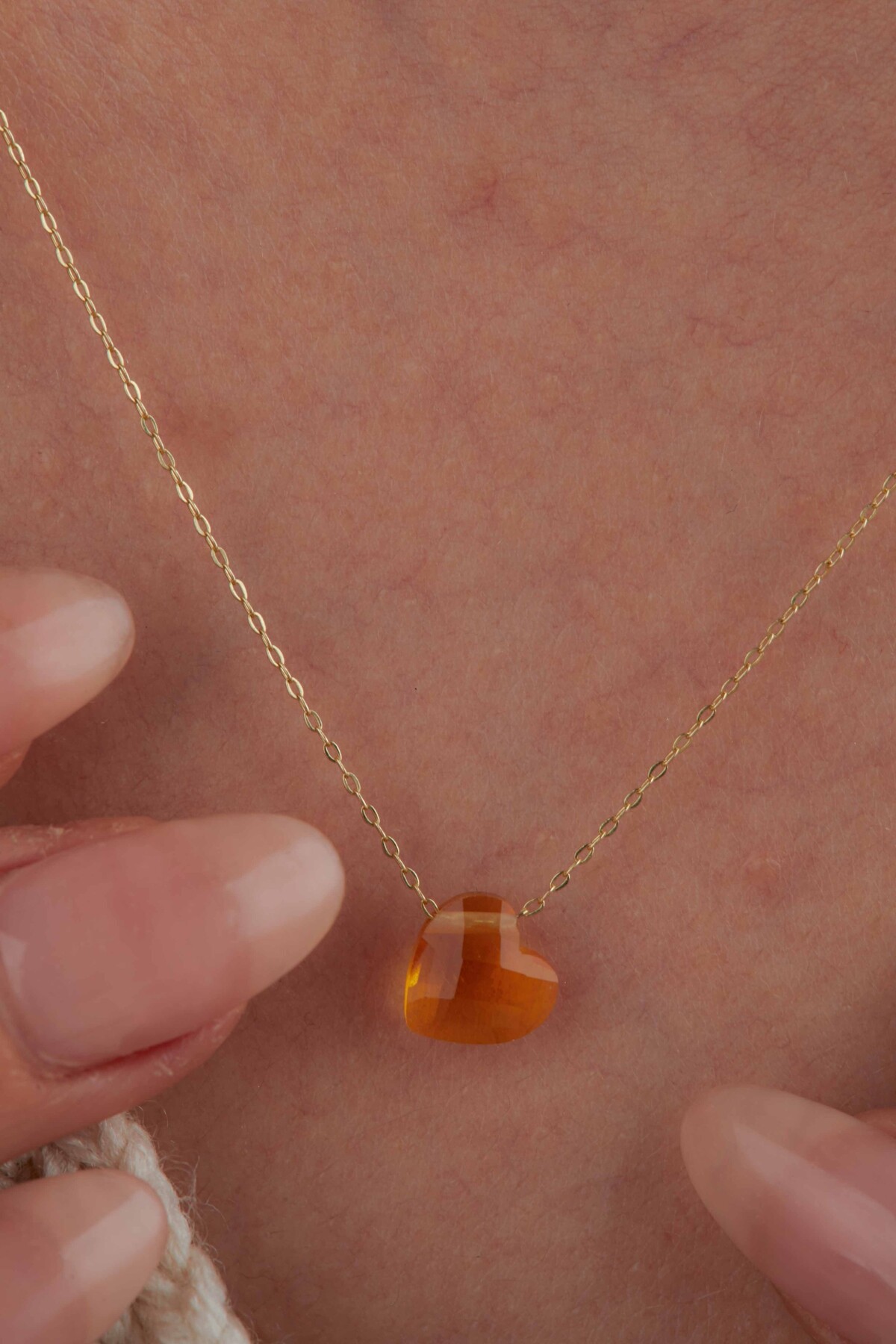 14 Ayar Altın Sarı Kalp Kolye