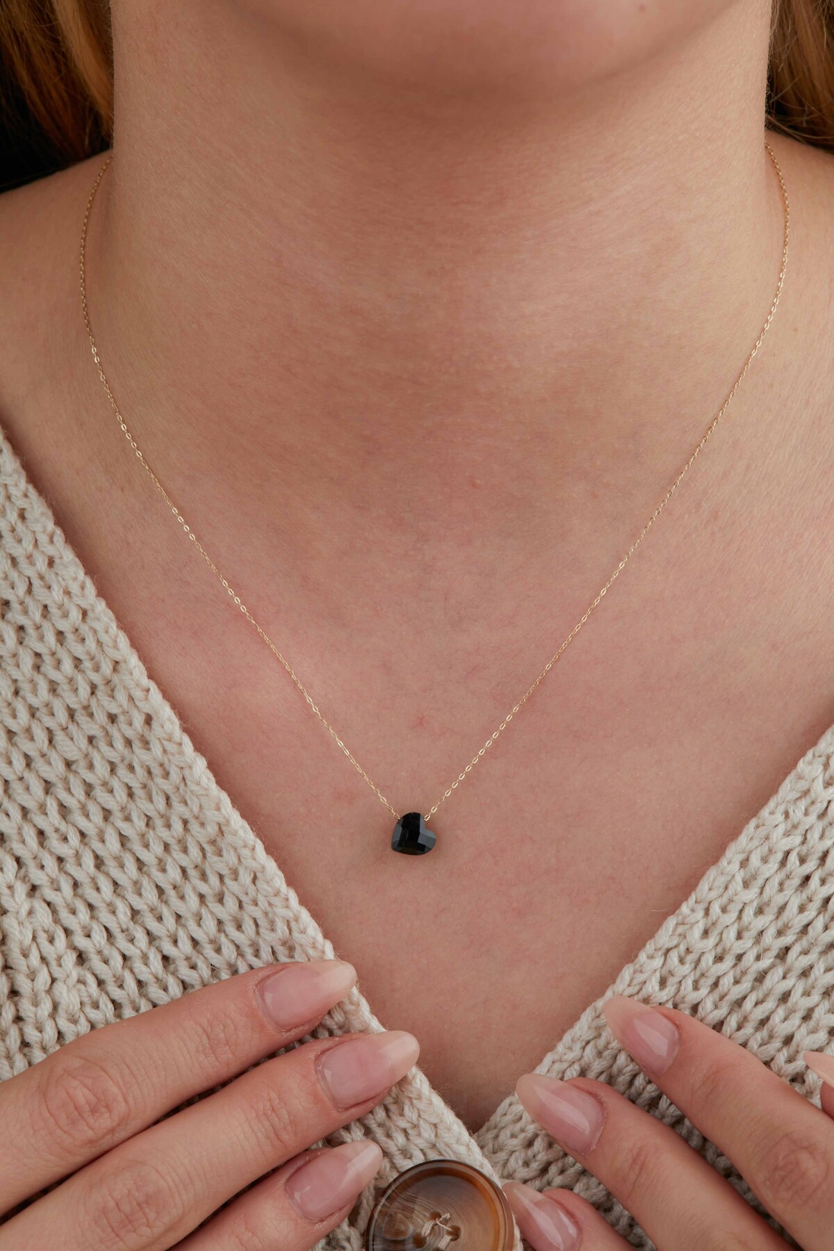 14 Ayar Altın Siyah Kalp Kolye