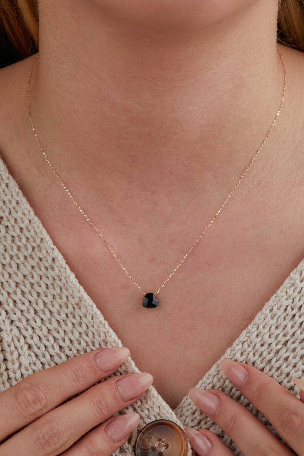 14 Ayar Altın Siyah Kalp Kolye