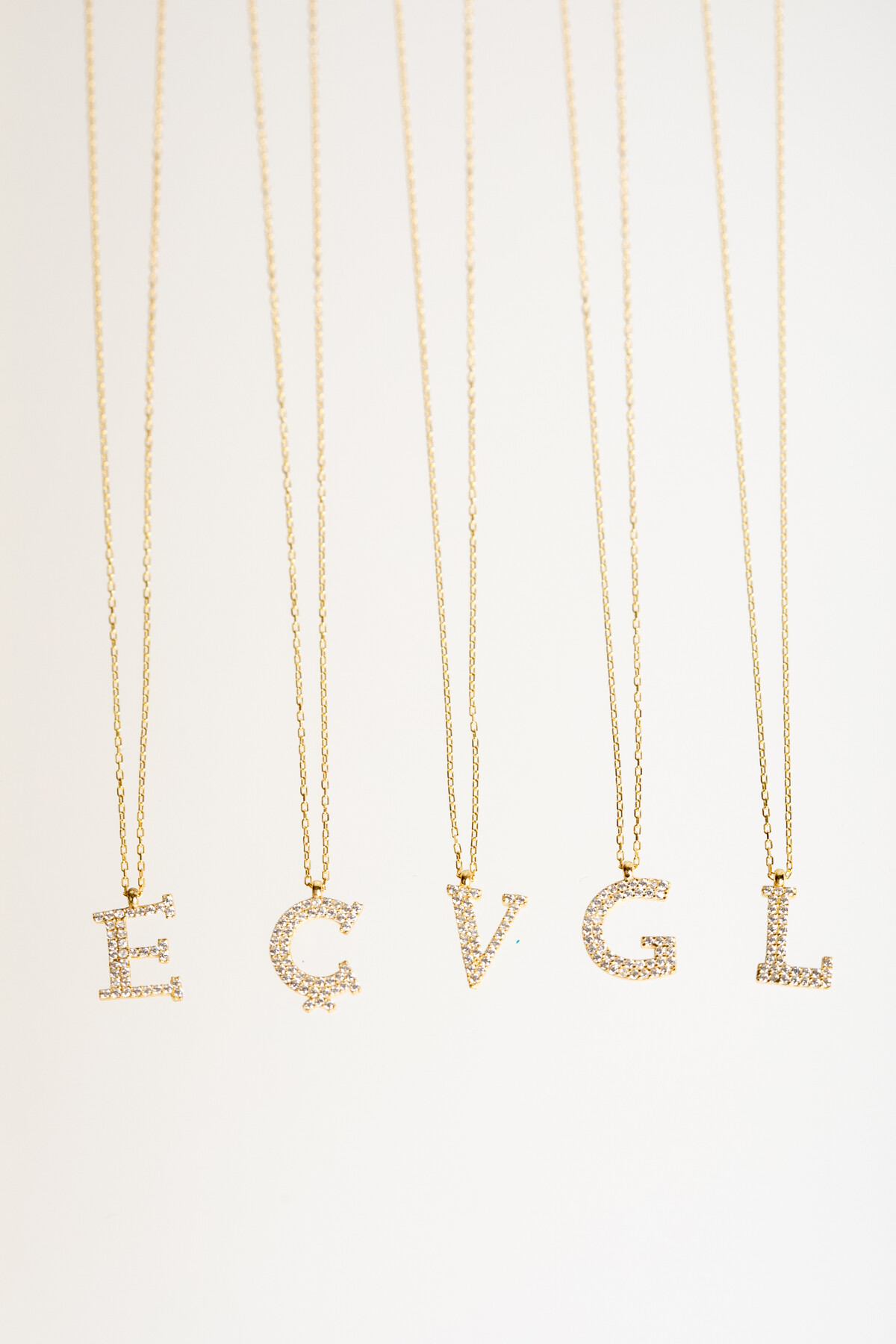 14 Ayar Altın Taşlı Harf Kolye