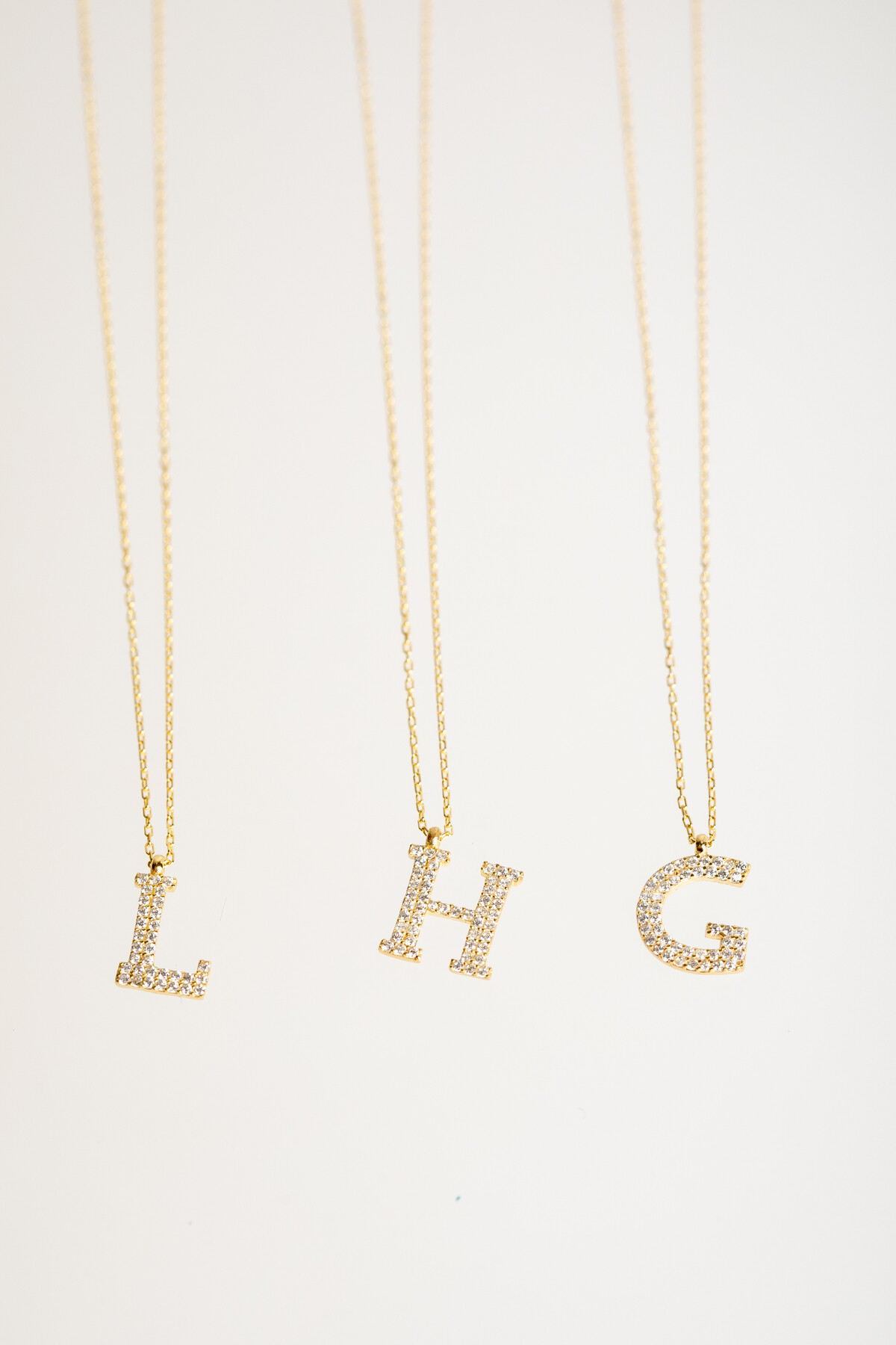 14 Ayar Altın Taşlı Harf Kolye