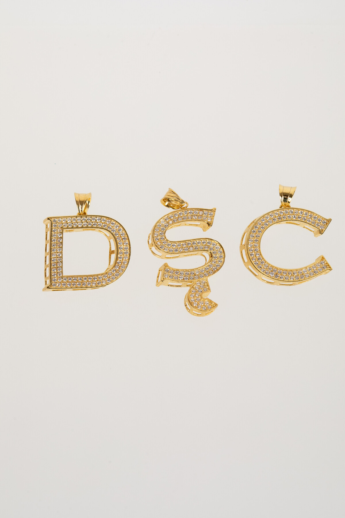 14 Ayar Altın Taşlı Harf Kolye