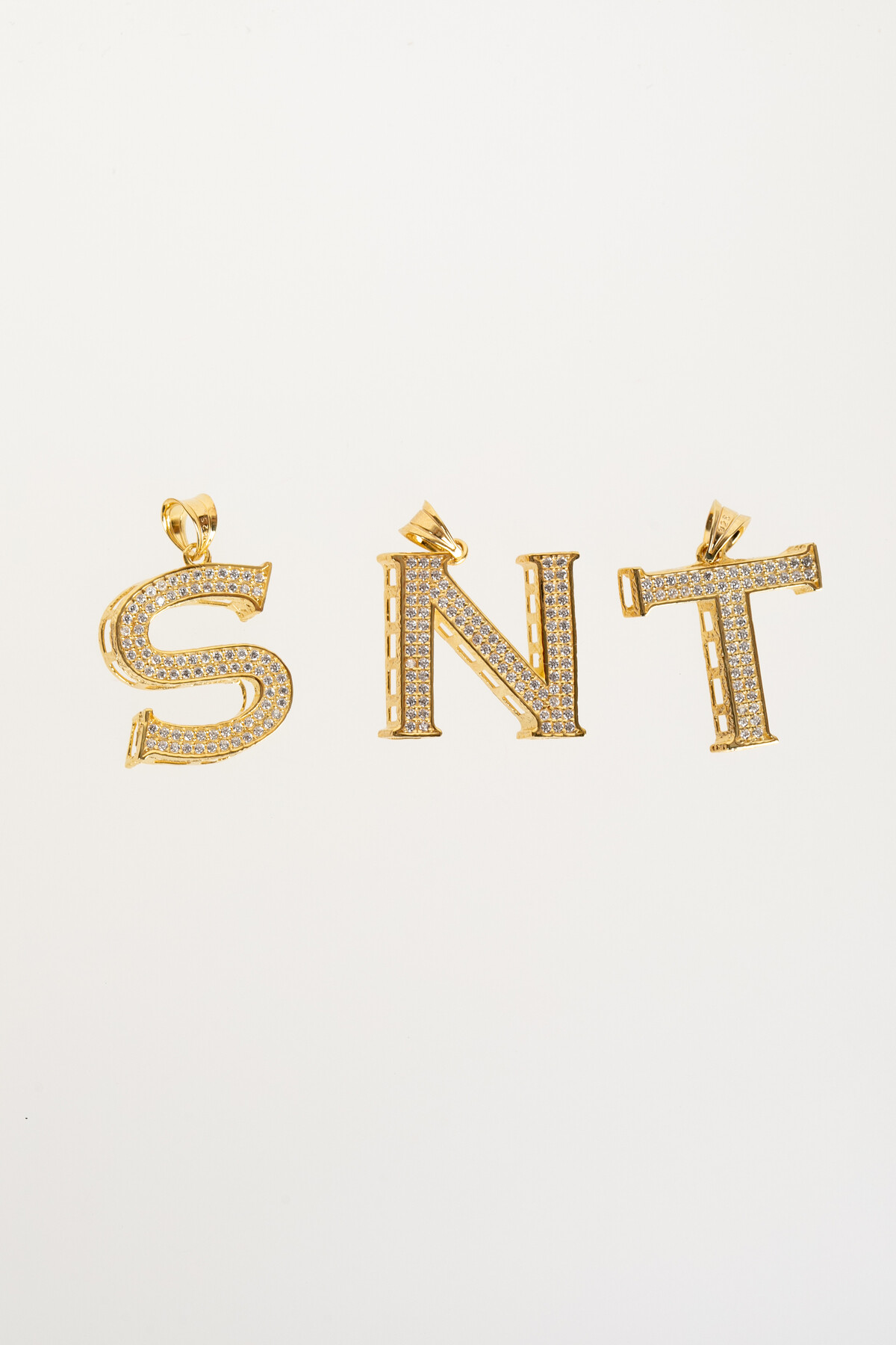 14 Ayar Altın Taşlı Harf Kolye