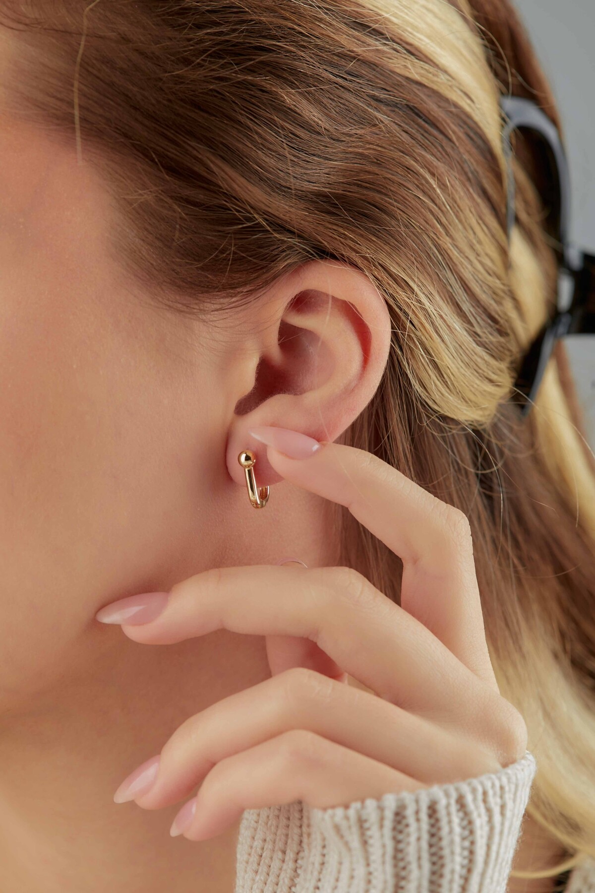 14 Ayar Altın U Küpe