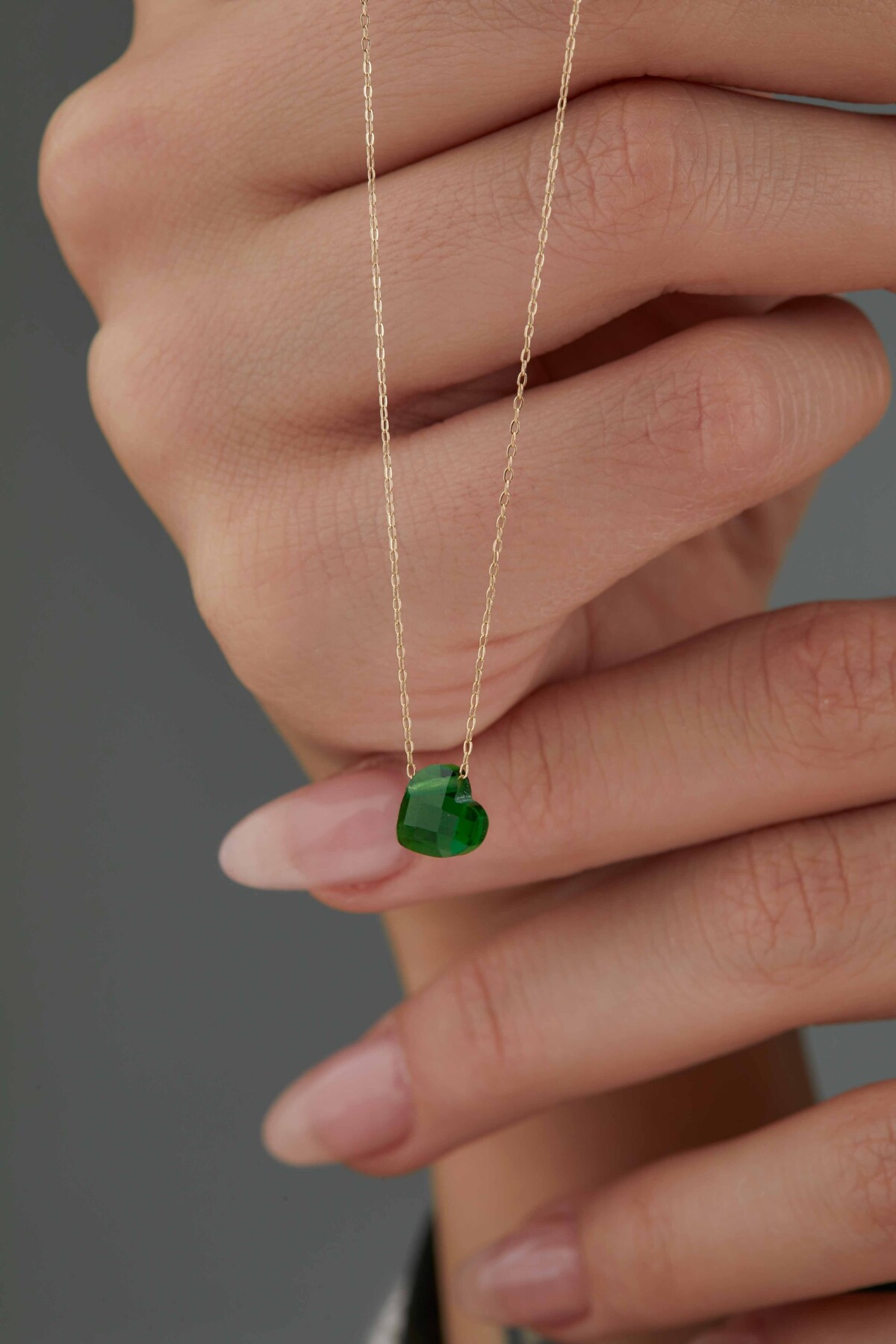 14 Ayar Altın Yeşil Kalp Kolye