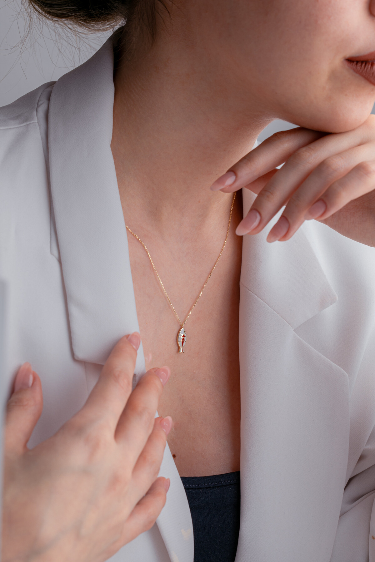 14 Ayar Altın Balık Kolye