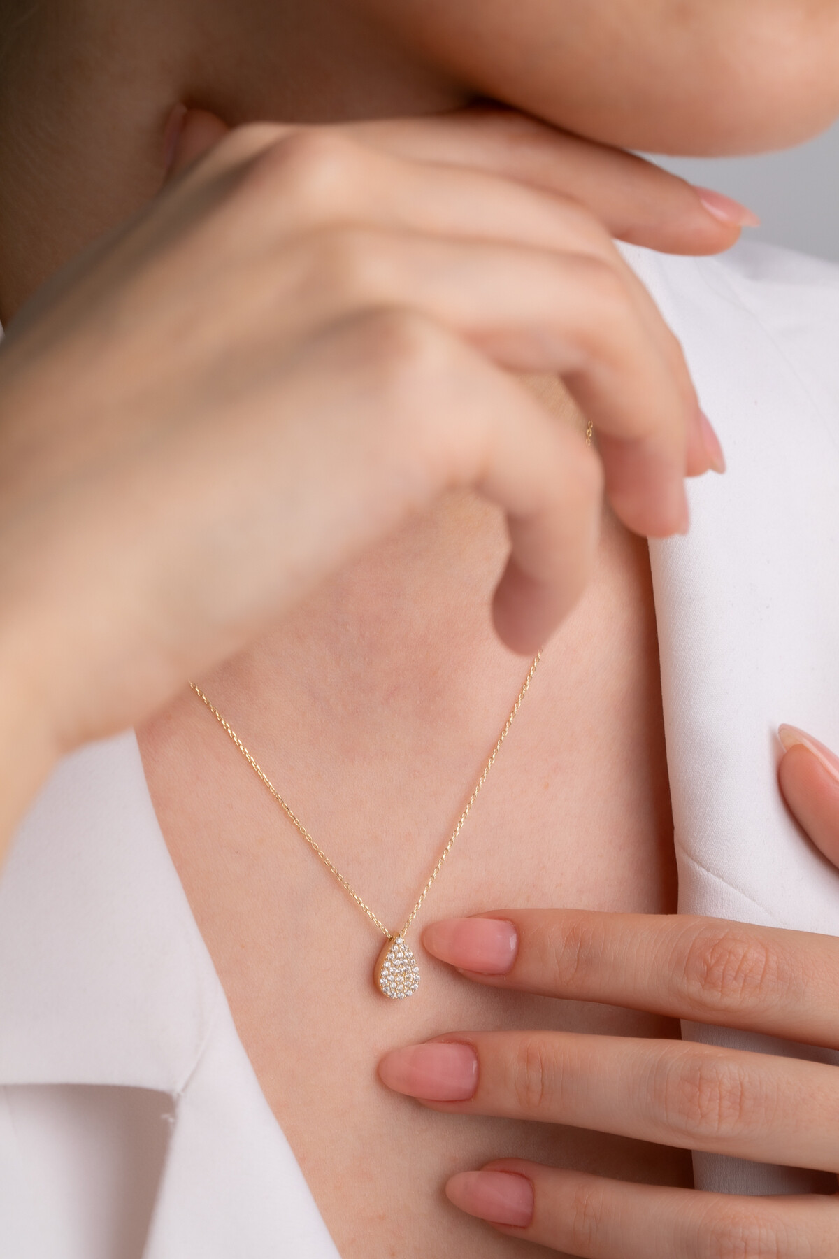 14 Ayar Altın Damla Kolye