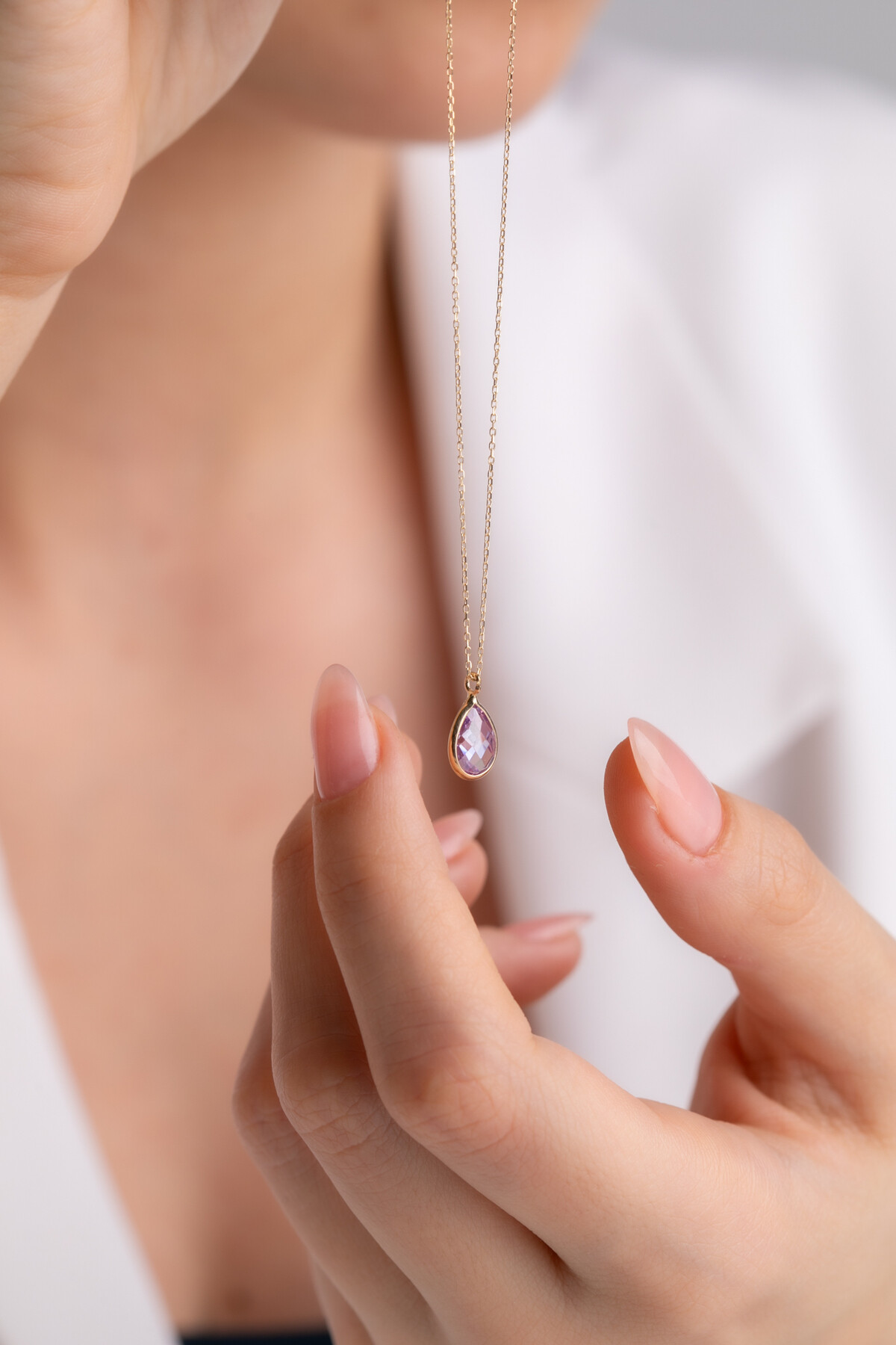 14 Ayar Altın Damla Taş Lila Kolye