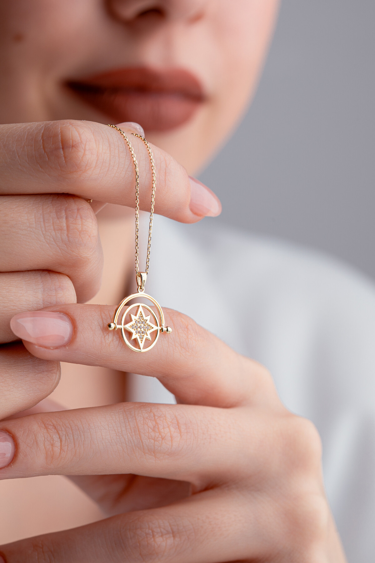 14 Ayar Altın Kuzey Yıldızı Kolye