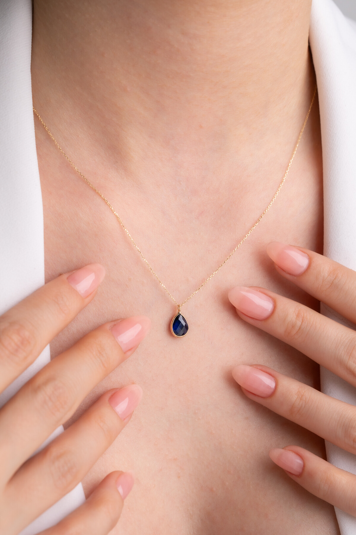 14 Ayar Altın Lacivert Damla Taş Kolye