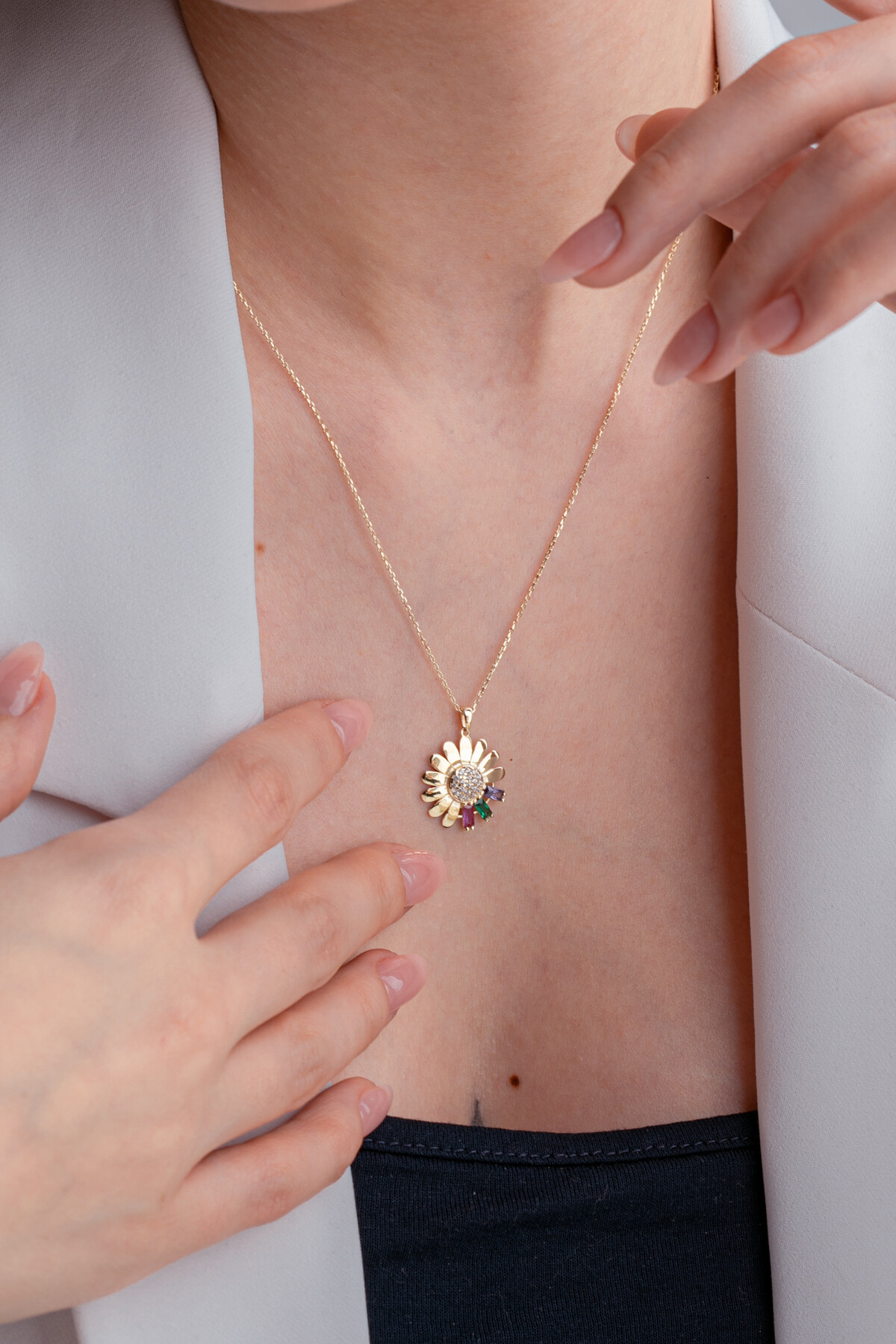 14 Ayar Altın Papatya Kolye