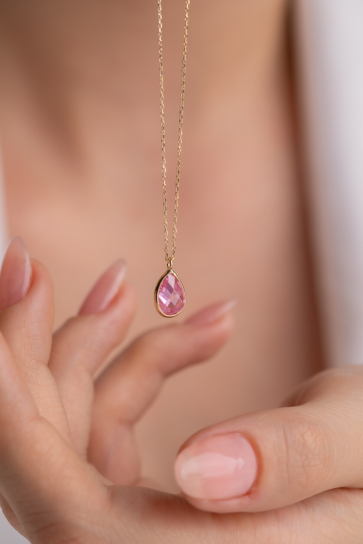14 Ayar Altın Pembe Damla Taş Kolye