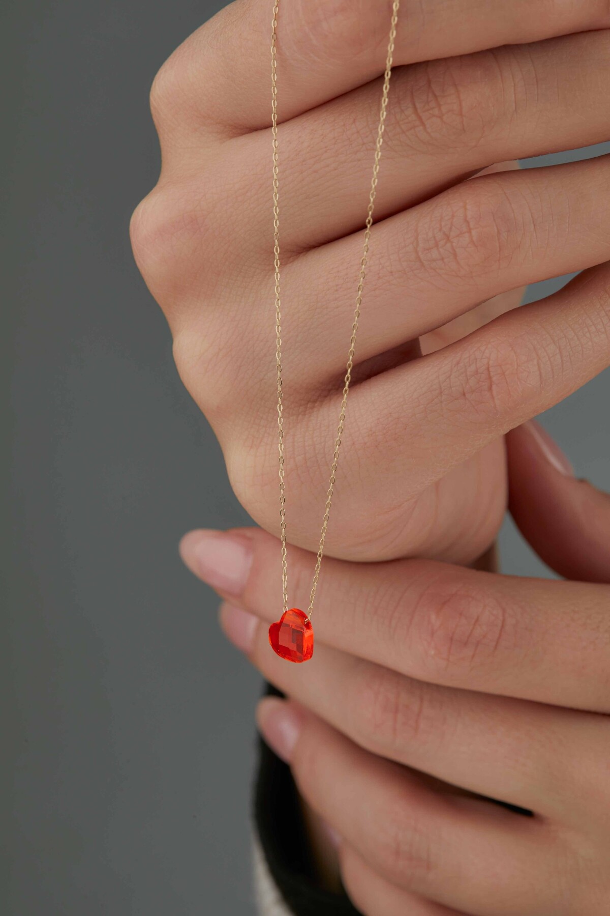 14 Ayar Altın Turuncu Kalp Kolye