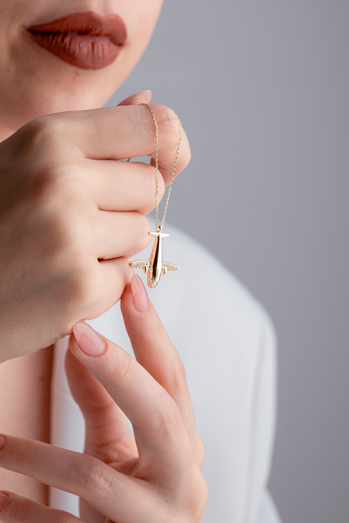 14 Ayar Altın Uçak Kolye