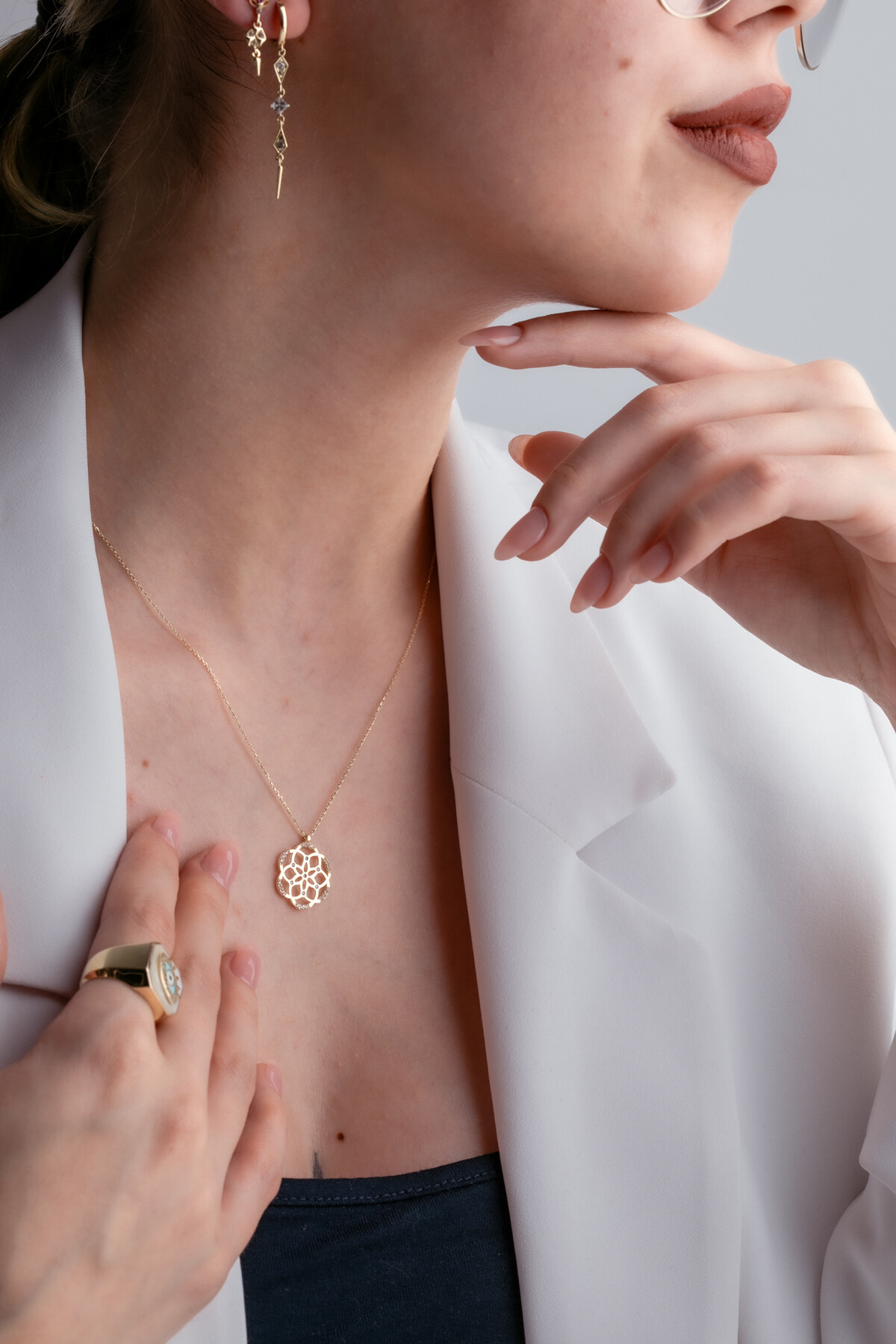 14 Ayar Altın Yaşam Çiçeği Kolye