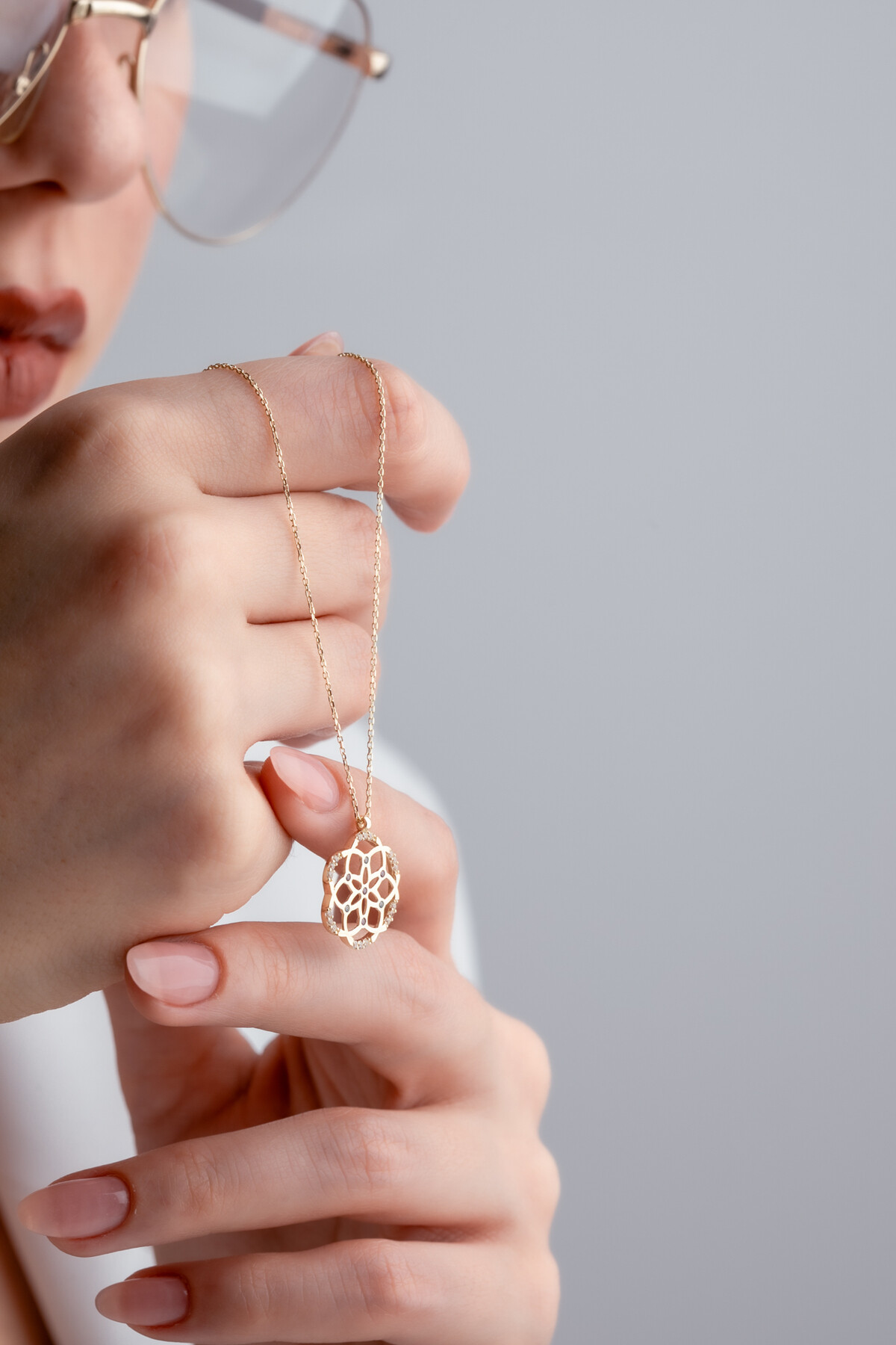 14 Ayar Altın Yaşam Çiçeği Kolye