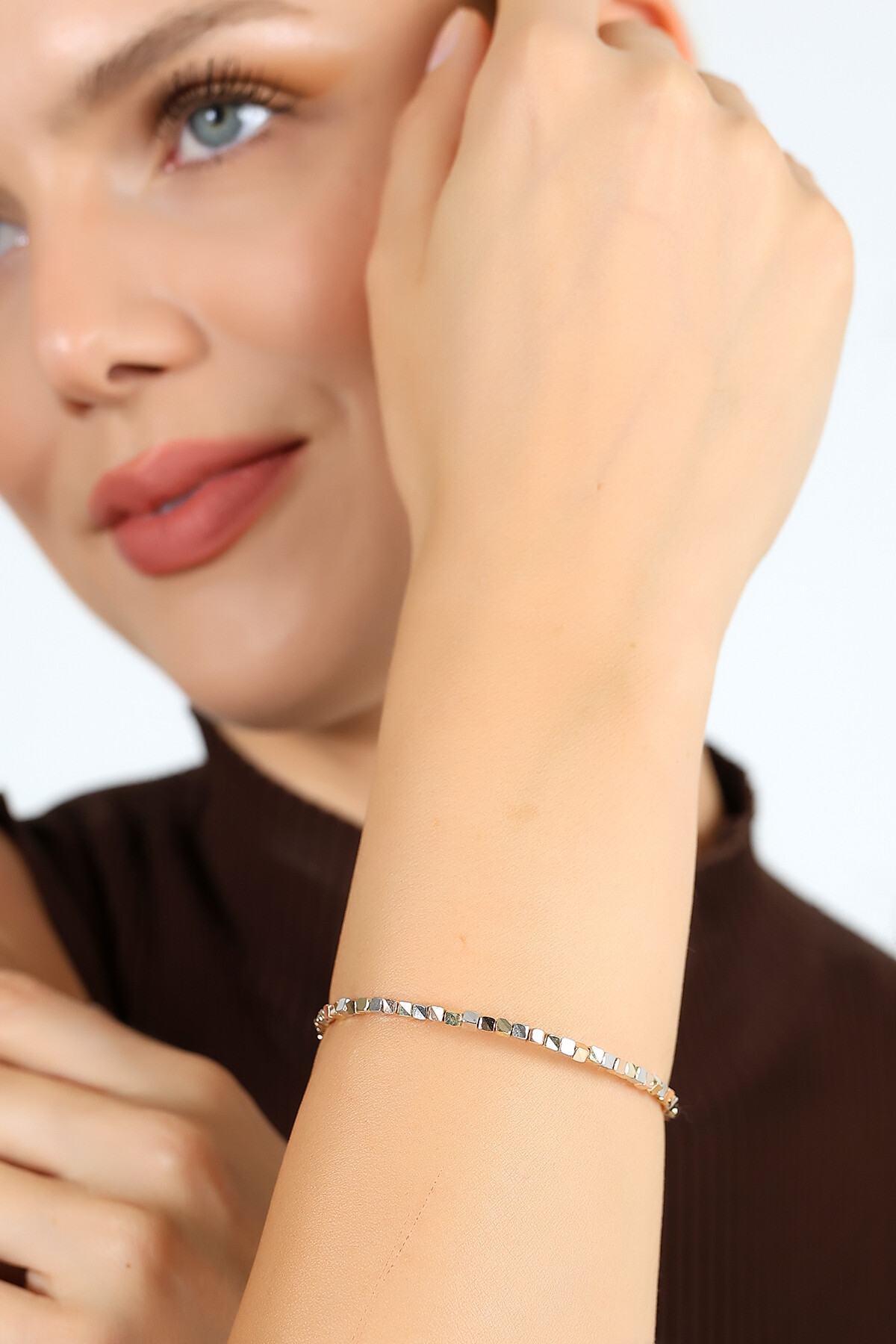 14 Ayar Altın 3 Renk Küp Dorika Kelepçe