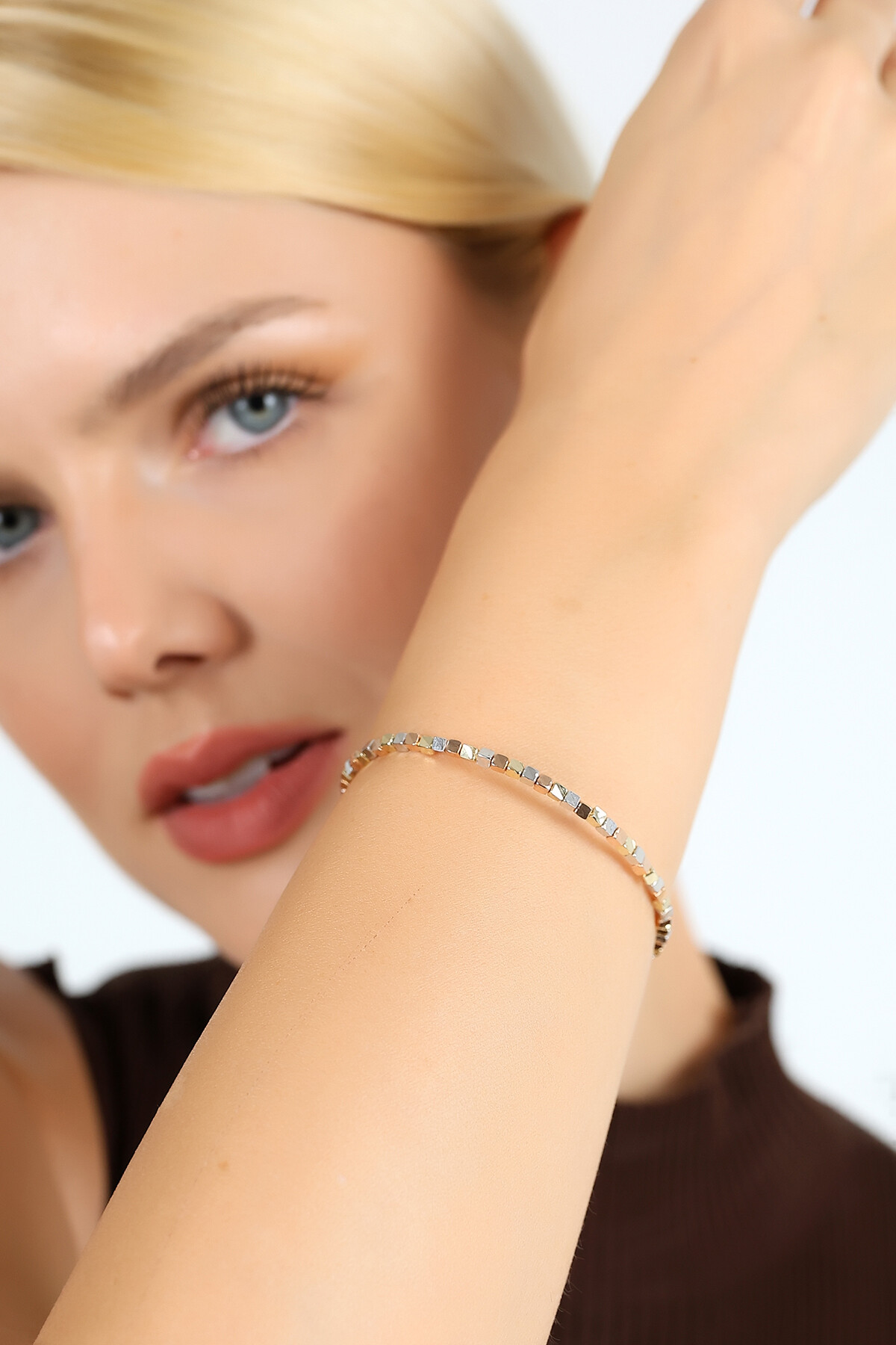 14 Ayar Altın 3 Renk Küp Dorika Kelepçe