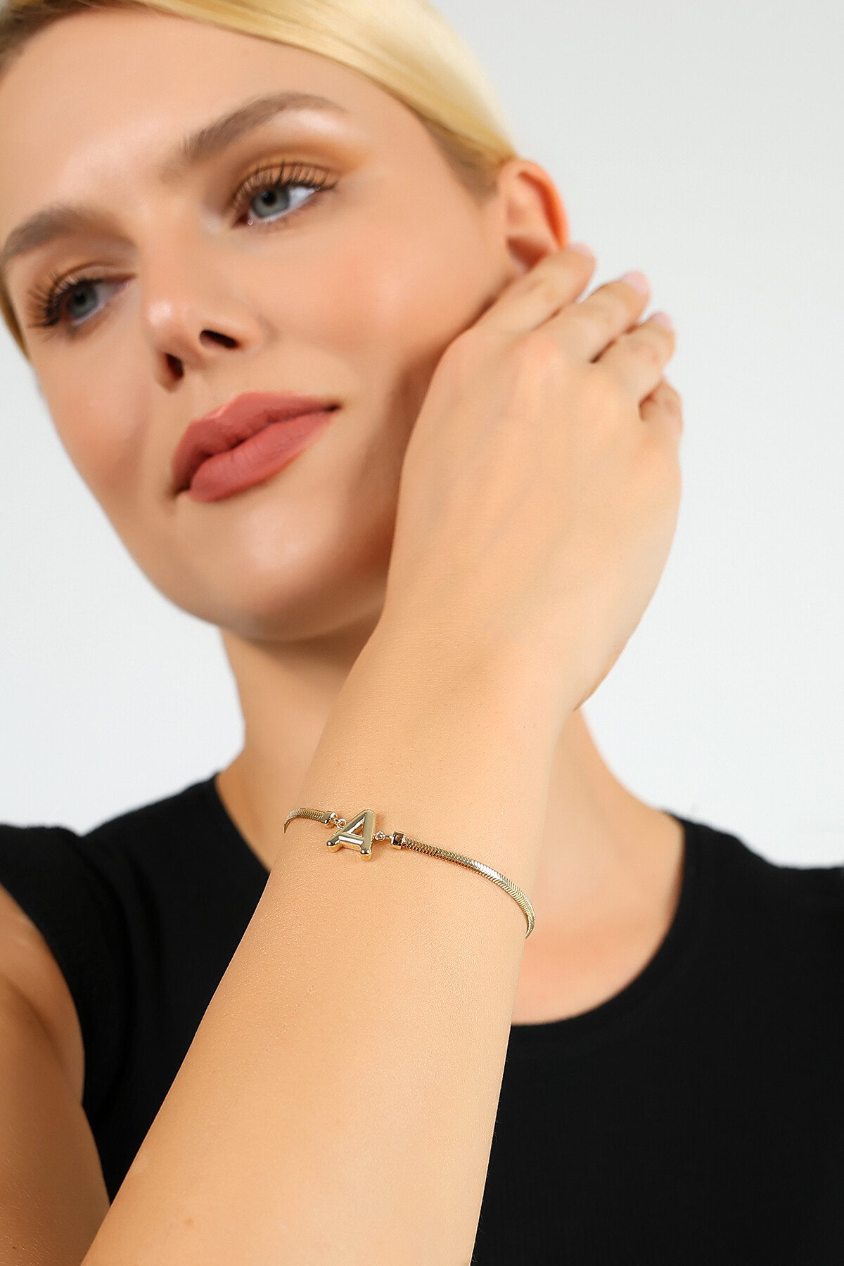 14 Ayar Altın A Harf Balık Sırtı Bileklik