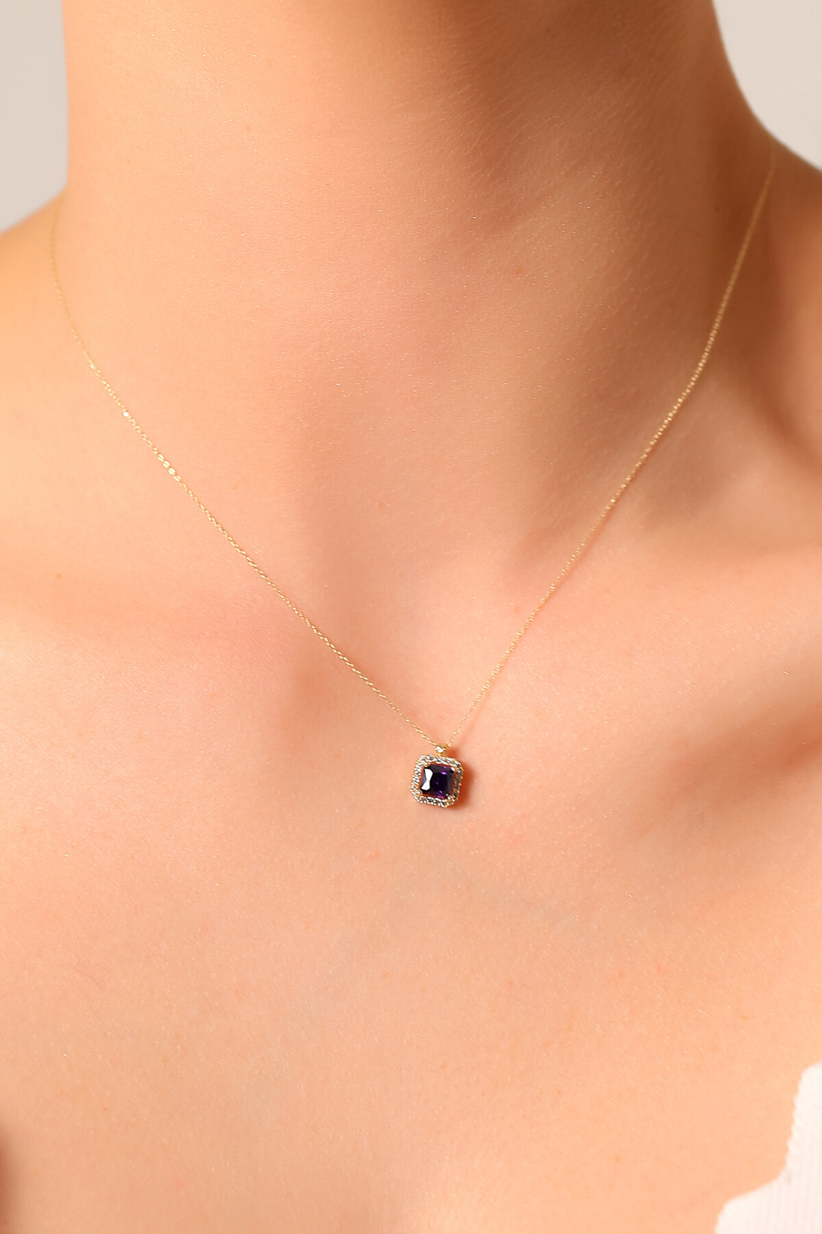 14 Ayar Altın Amatist Baget Kolye