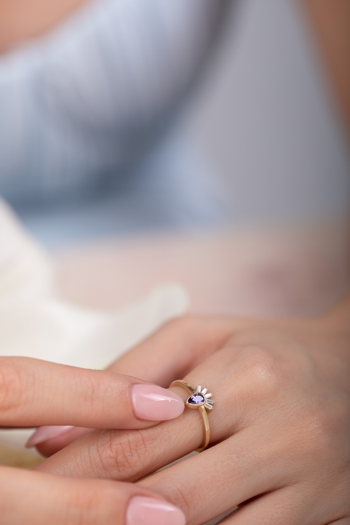 14 Ayar Altın Amatist Taşlı Yüzük