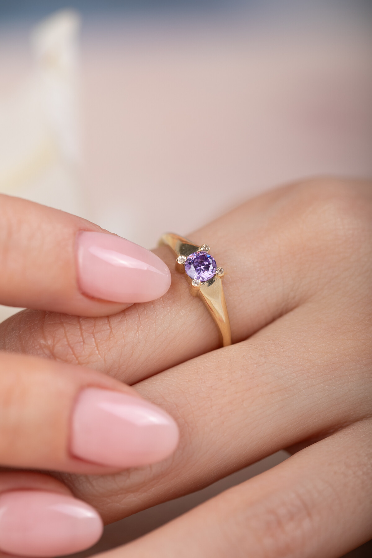 14 Ayar Altın Amatist Taşlı Yüzük