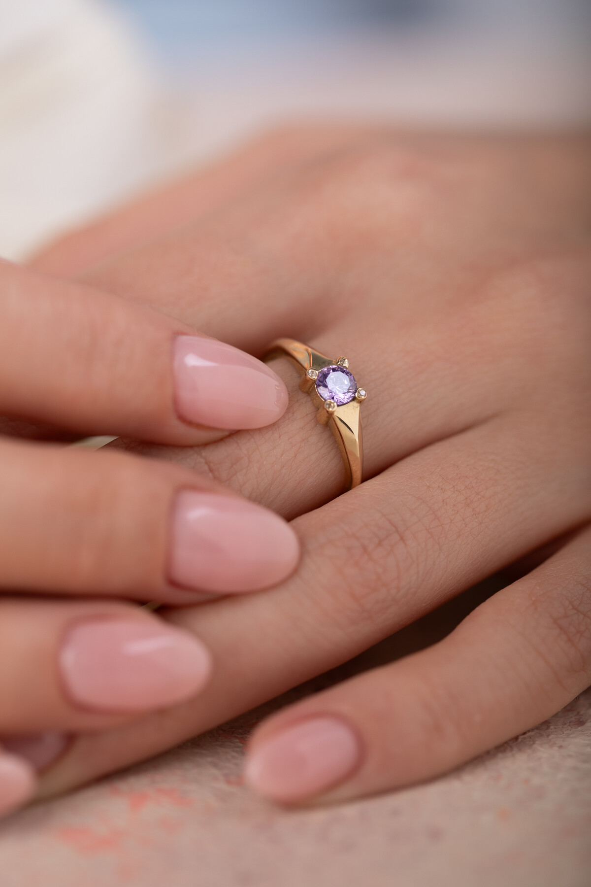 14 Ayar Altın Amatist Taşlı Yüzük