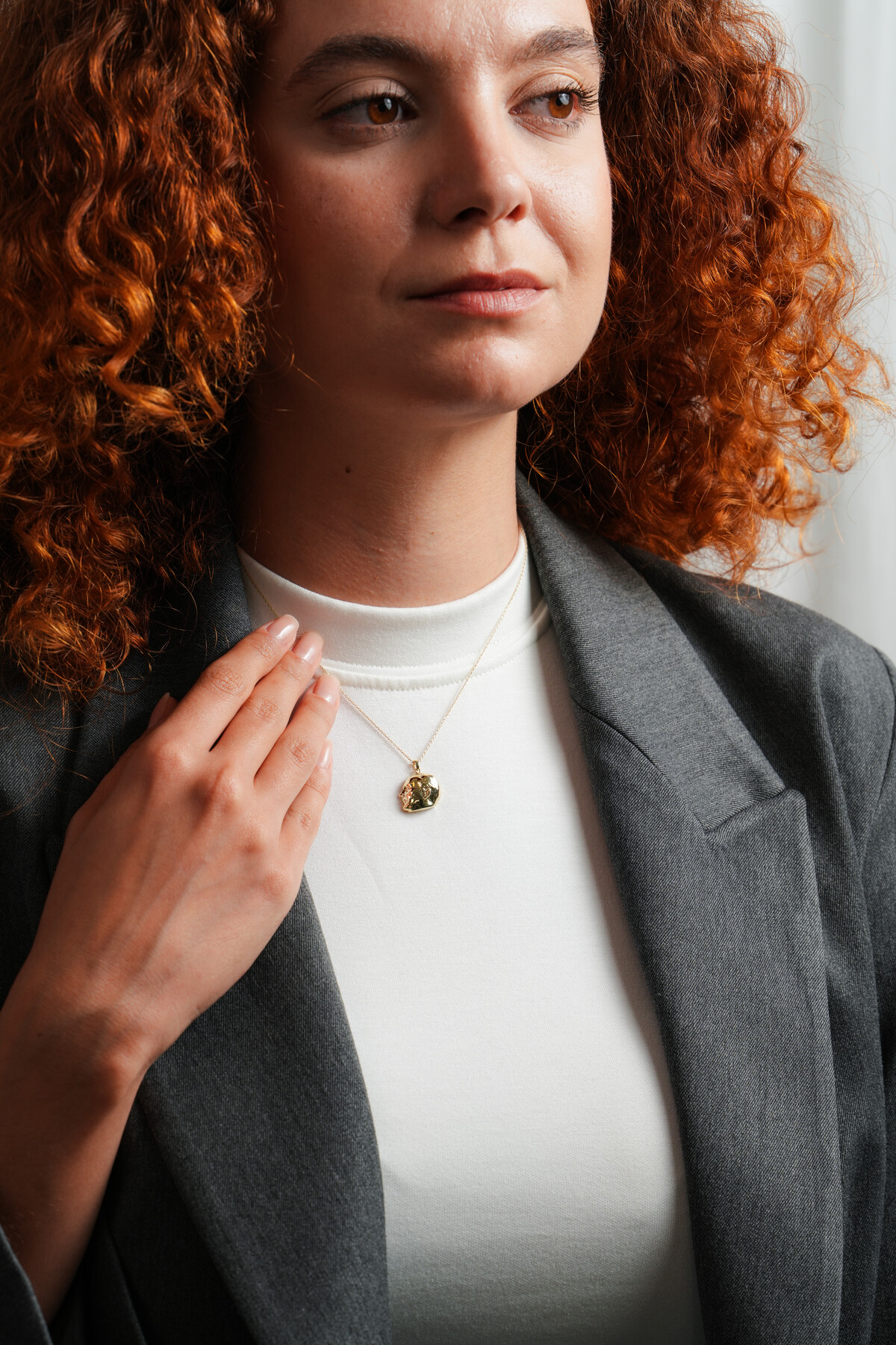 14 Ayar Altın Atatürk Kolye