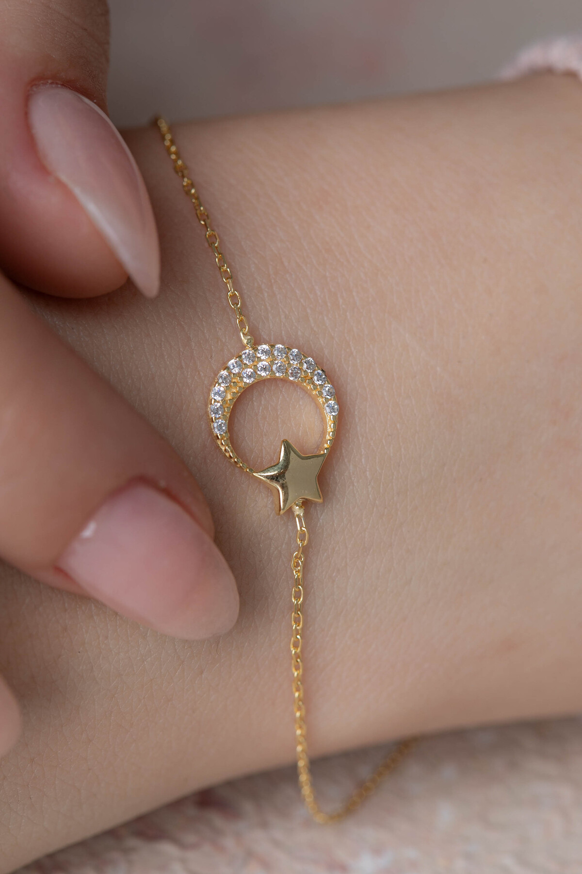 14 Ayar Altın Ayyıldız Bileklik