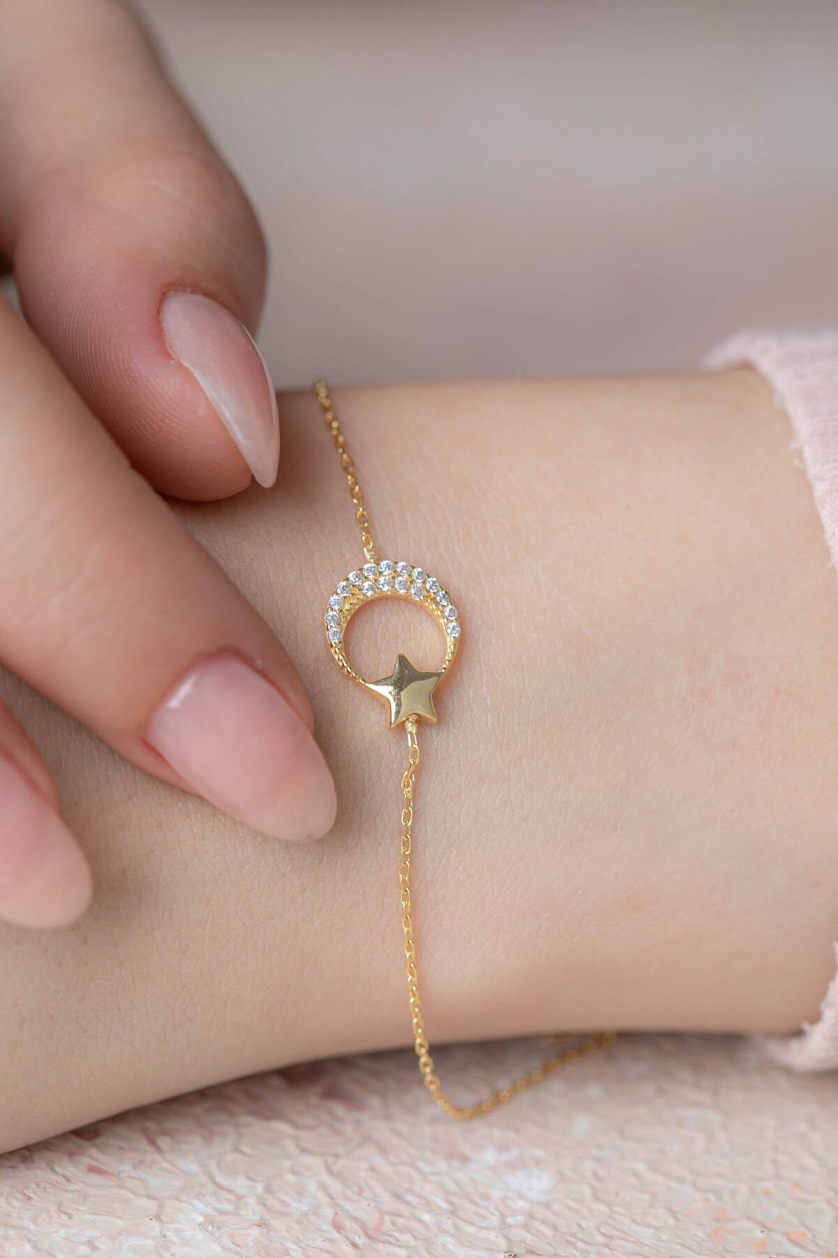 14 Ayar Altın Ayyıldız Bileklik