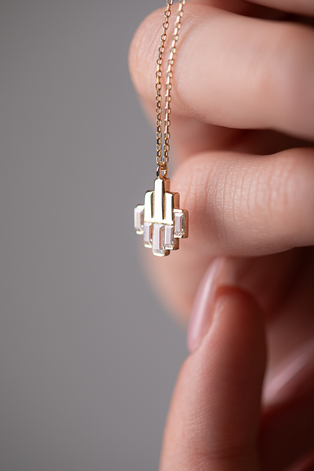 14 Ayar Altın Baget Kolye