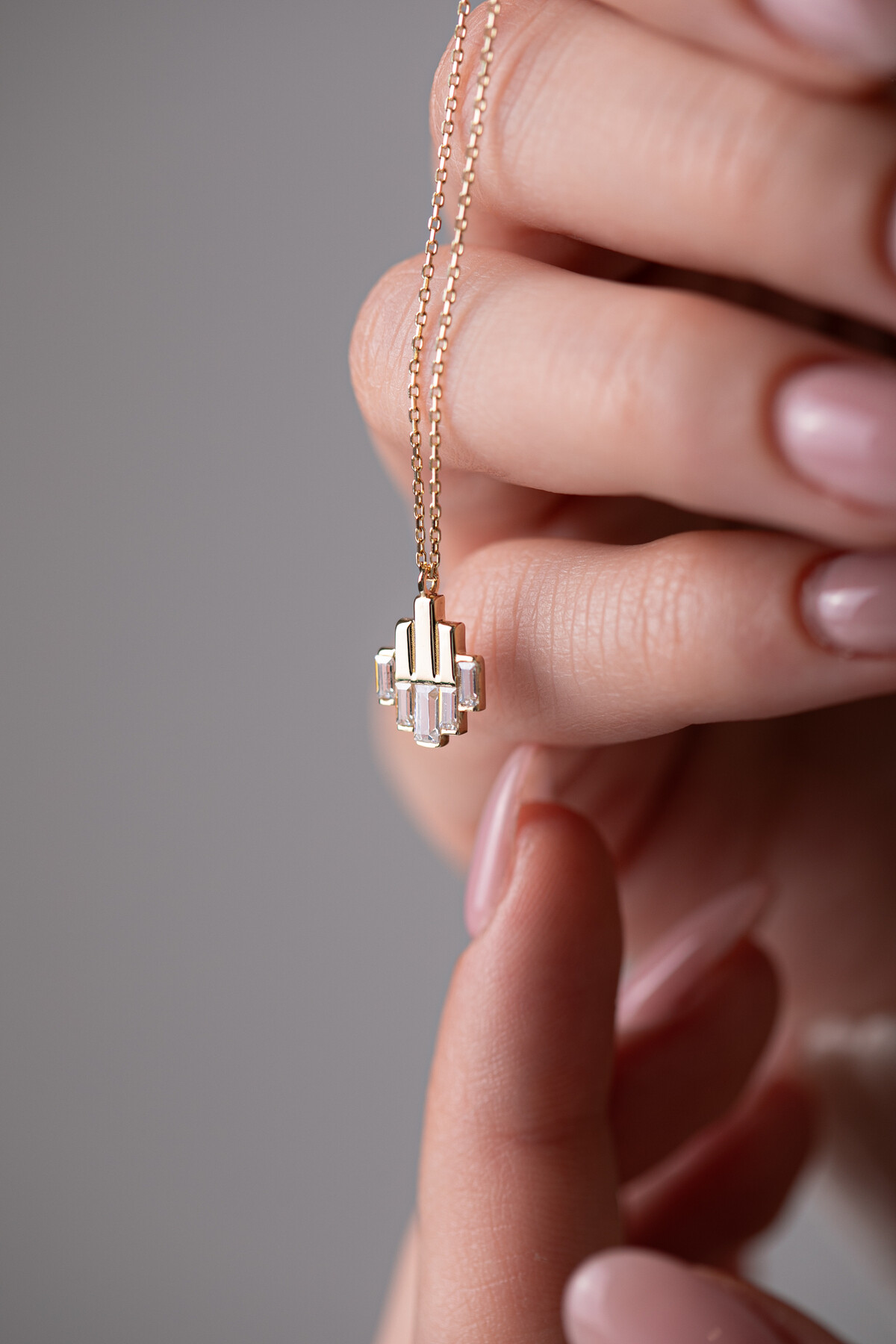 14 Ayar Altın Baget Kolye