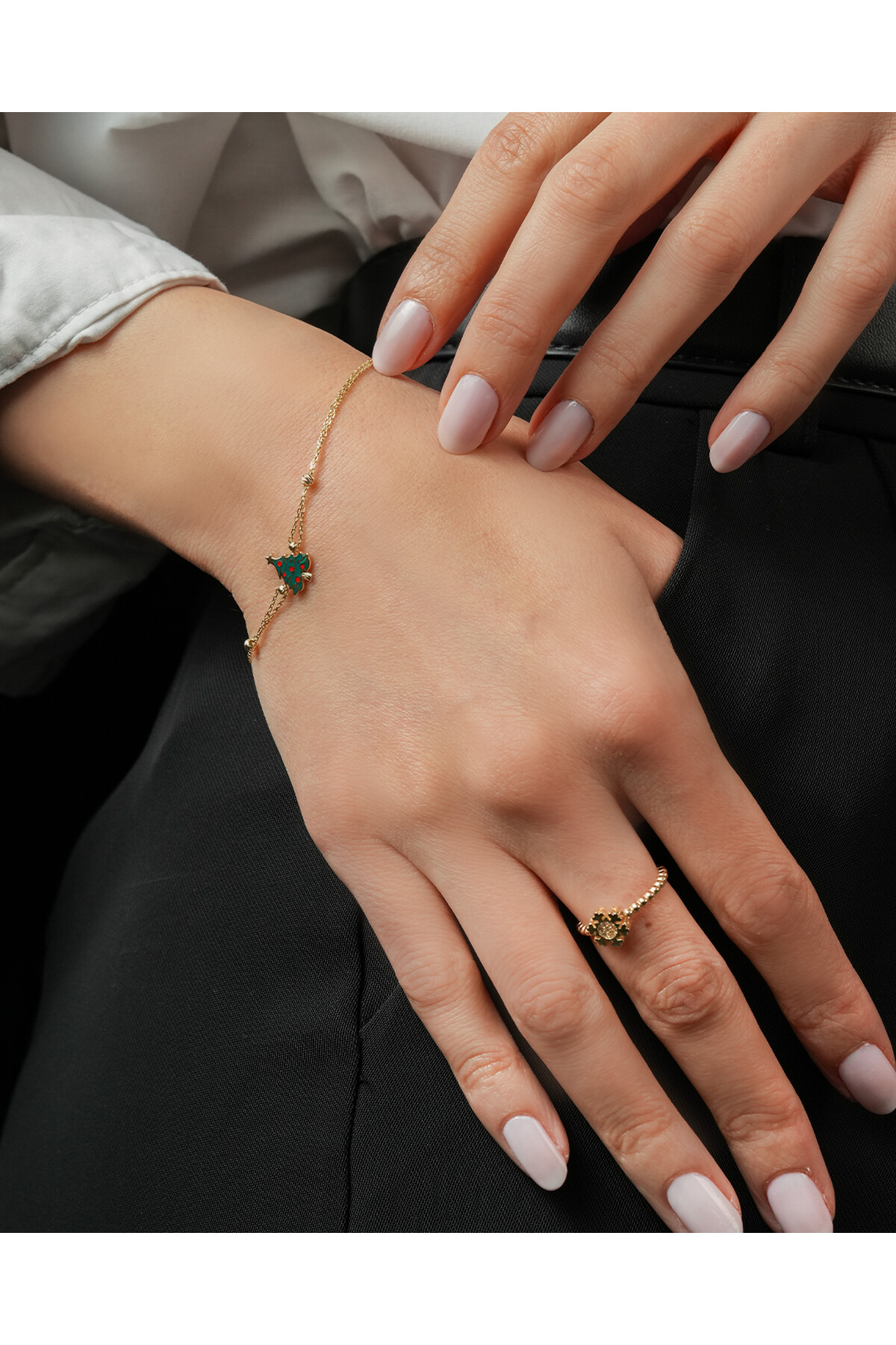 14 Ayar Altın Çam Ağacı Bileklik