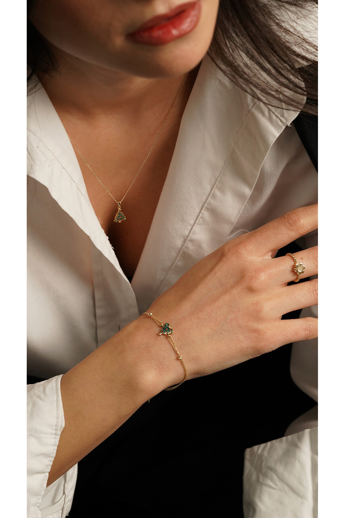 14 Ayar Altın Çam Ağacı Kolye