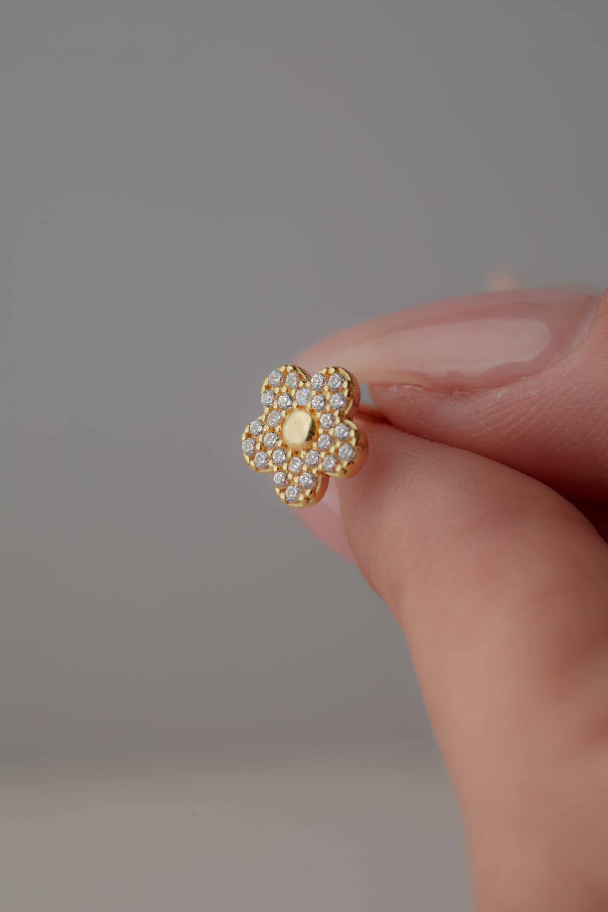 14 Ayar Altın Çiçek Küpe