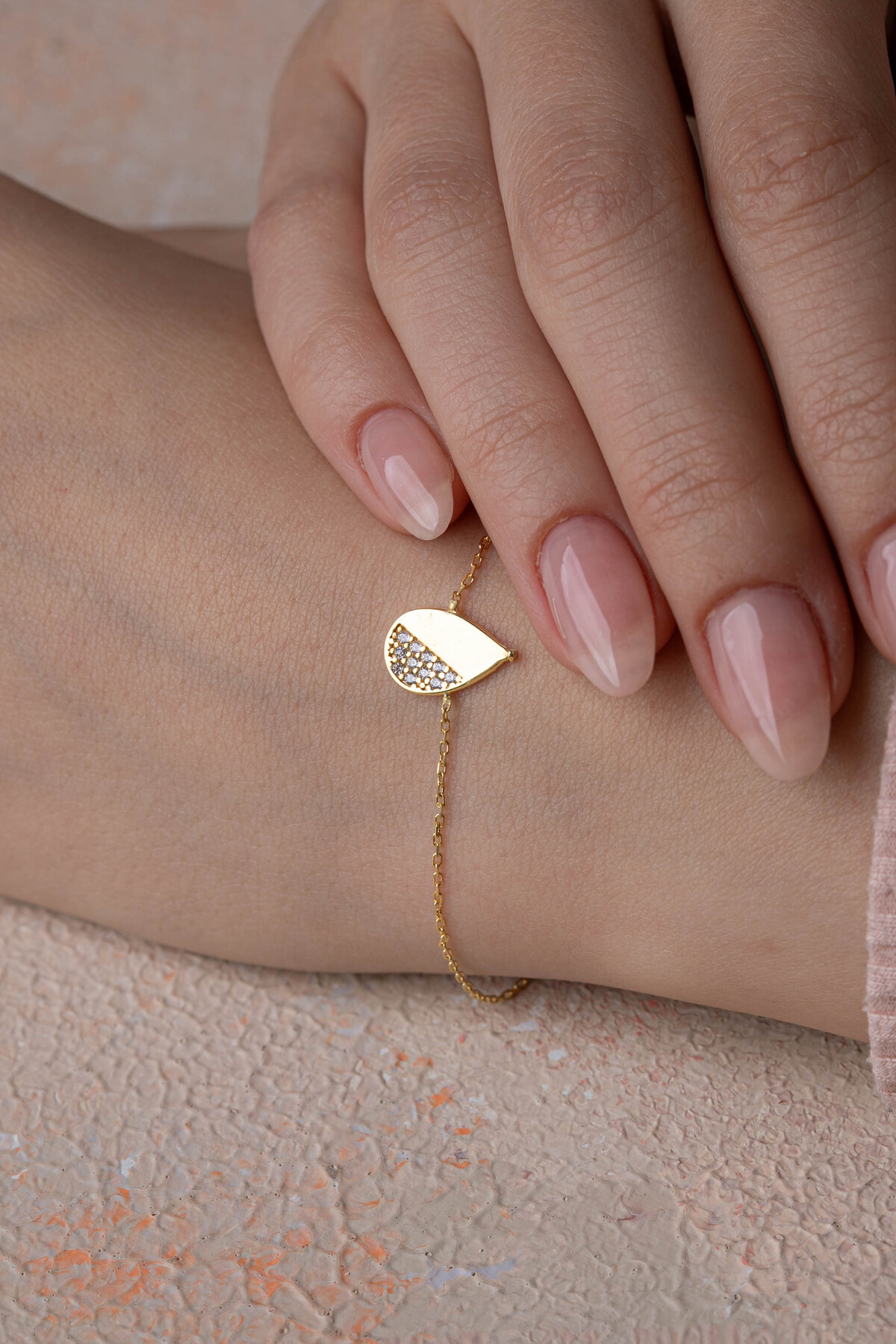 14 Ayar Altın Damla Bileklik