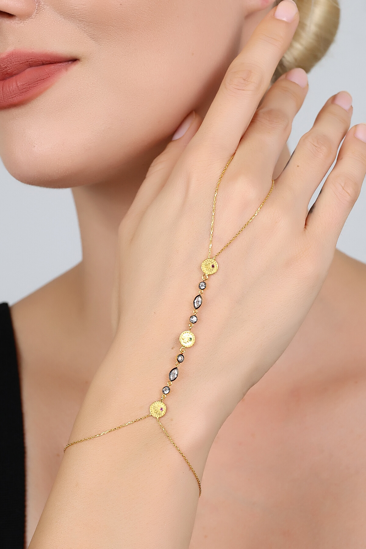 14 Ayar Altın Damla Taşlı Tuğra Şahmeran