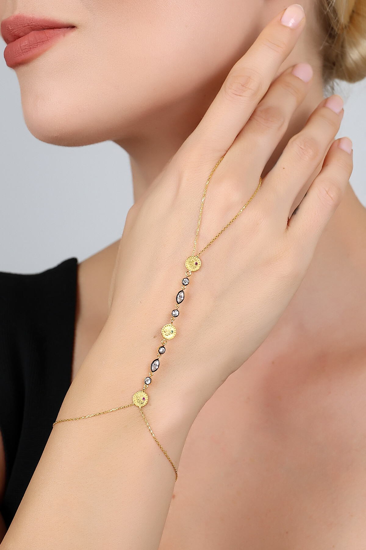 14 Ayar Altın Damla Taşlı Tuğra Şahmeran