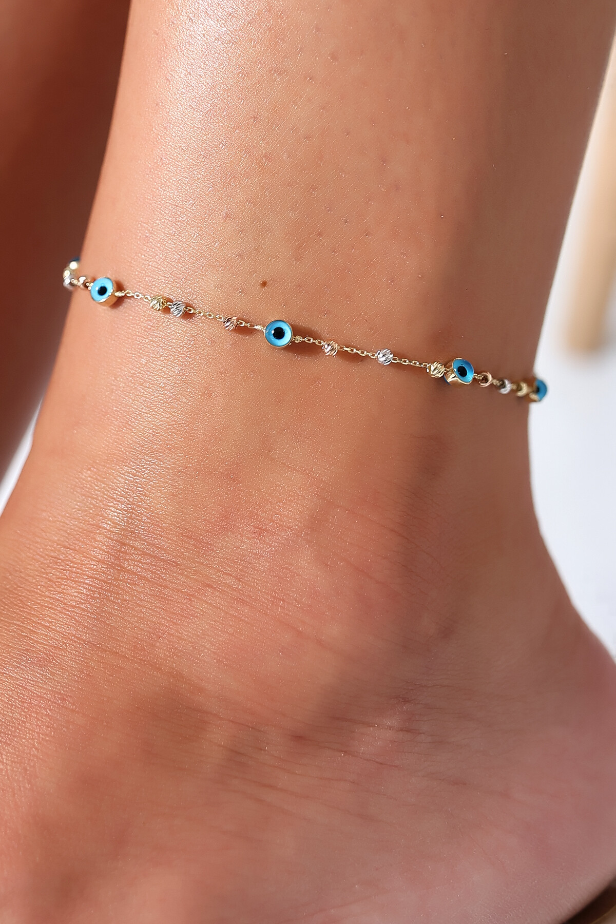 14 Ayar Altın Dorika Top Gözlü Halhal