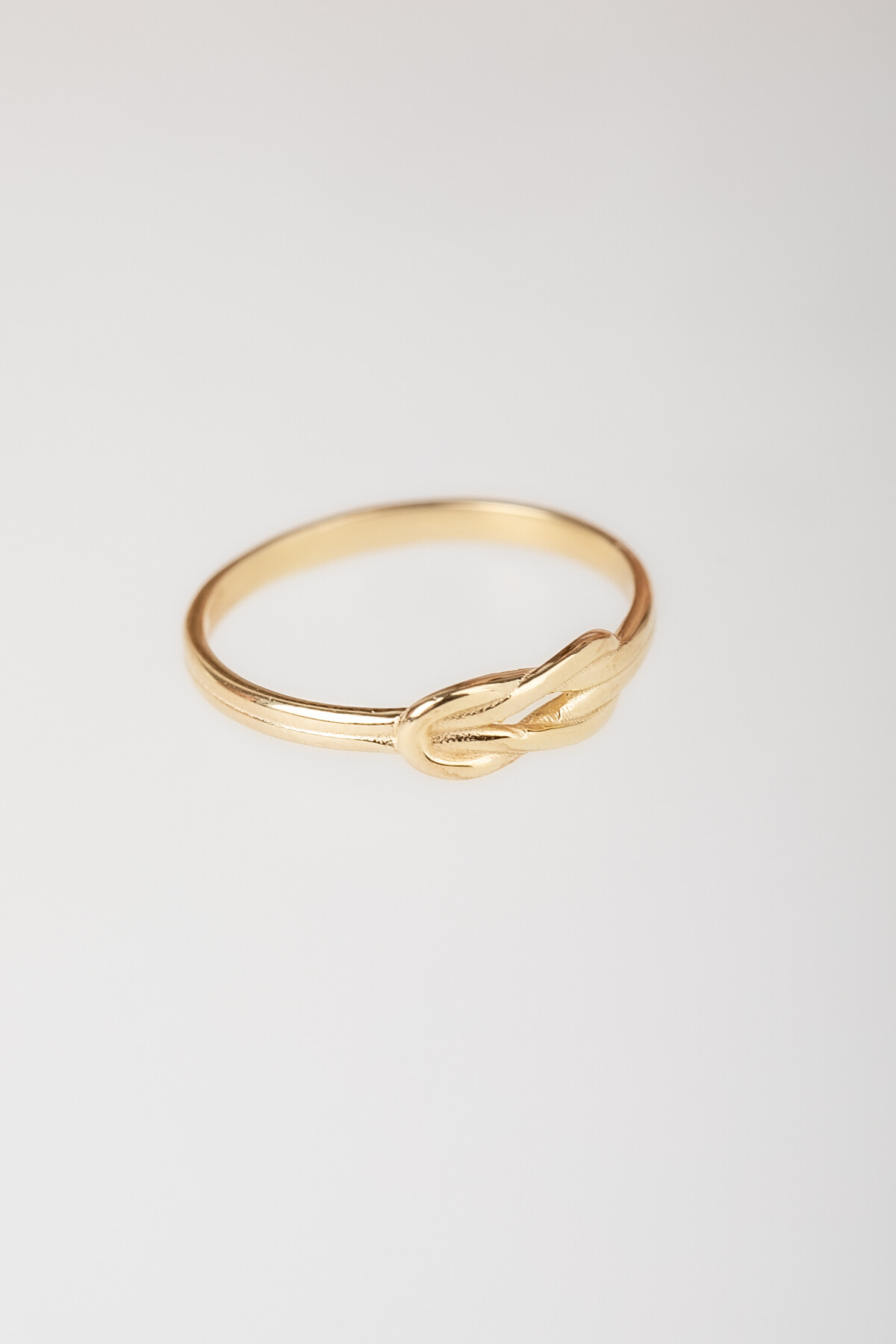 14 Ayar Altın Düğüm Yüzük