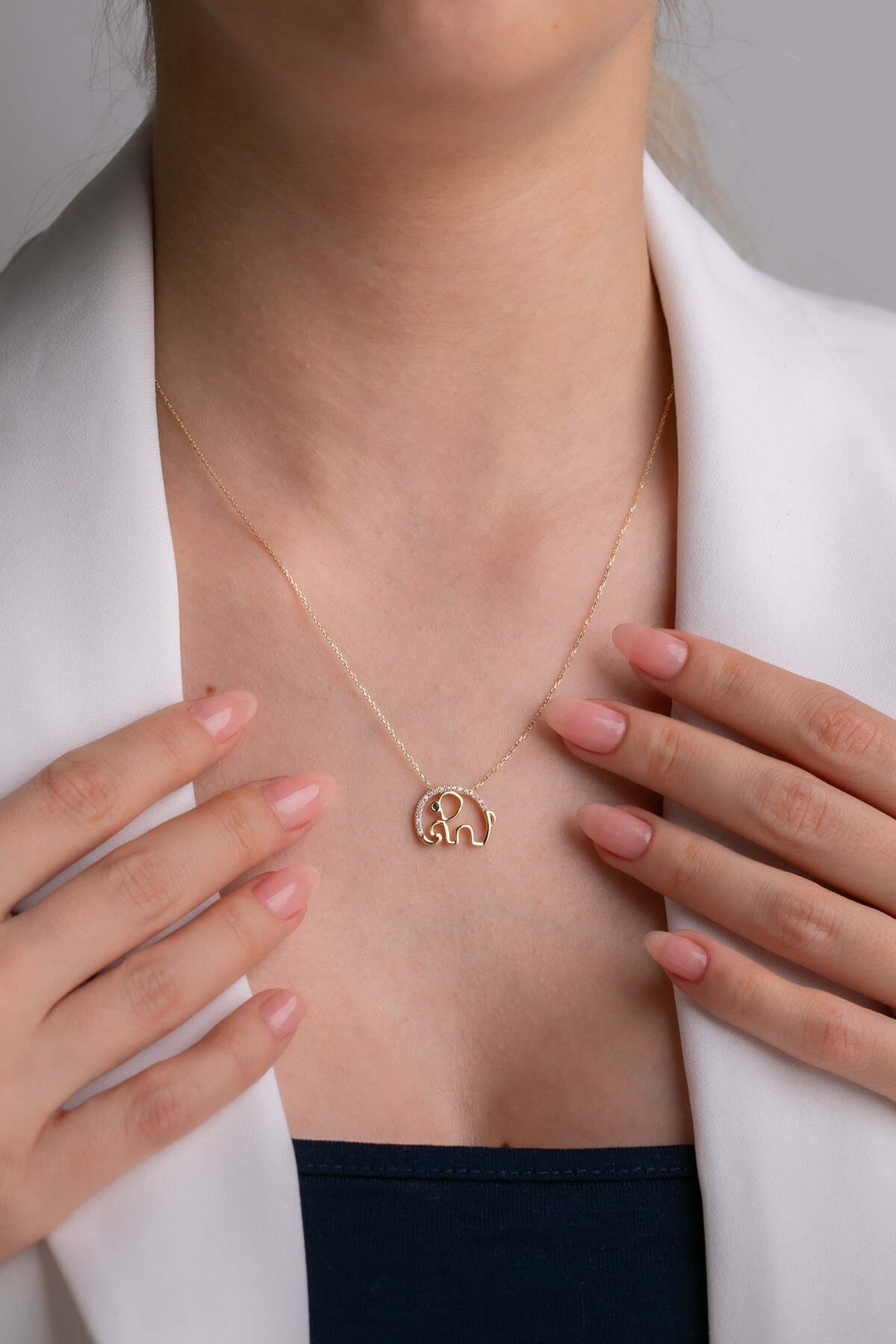 14 Ayar Altın Fil Kolye