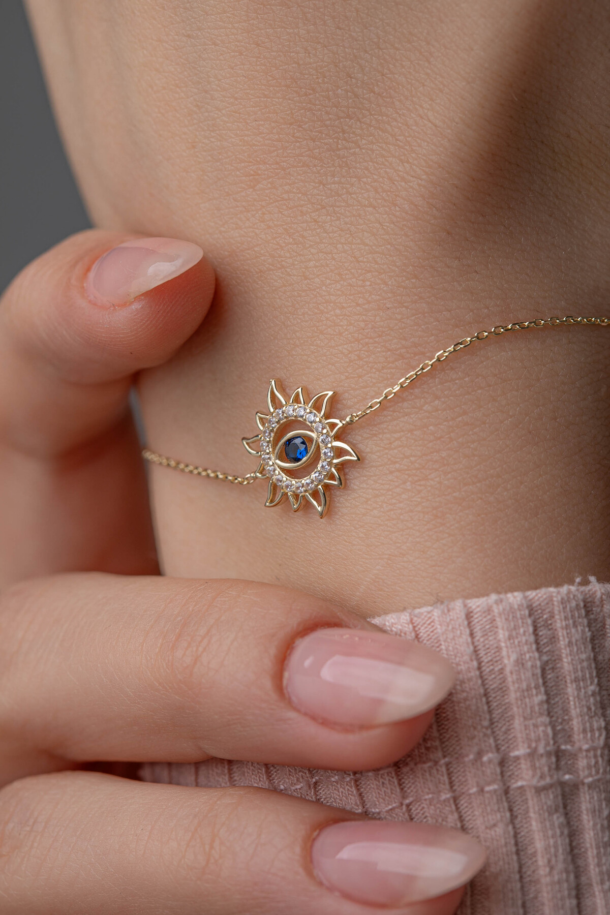 14 Ayar Altın Göz Bileklik