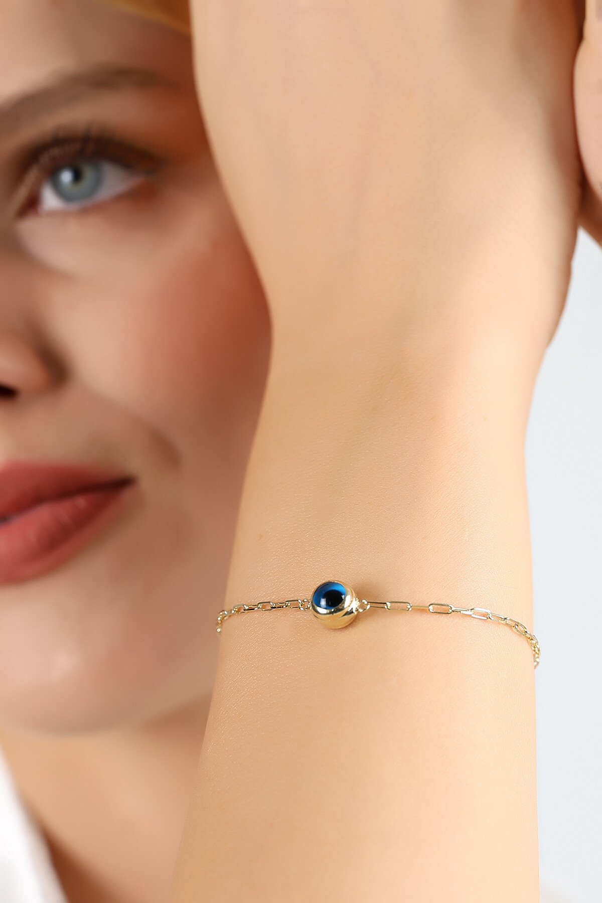 14 Ayar Altın Göz Bileklik