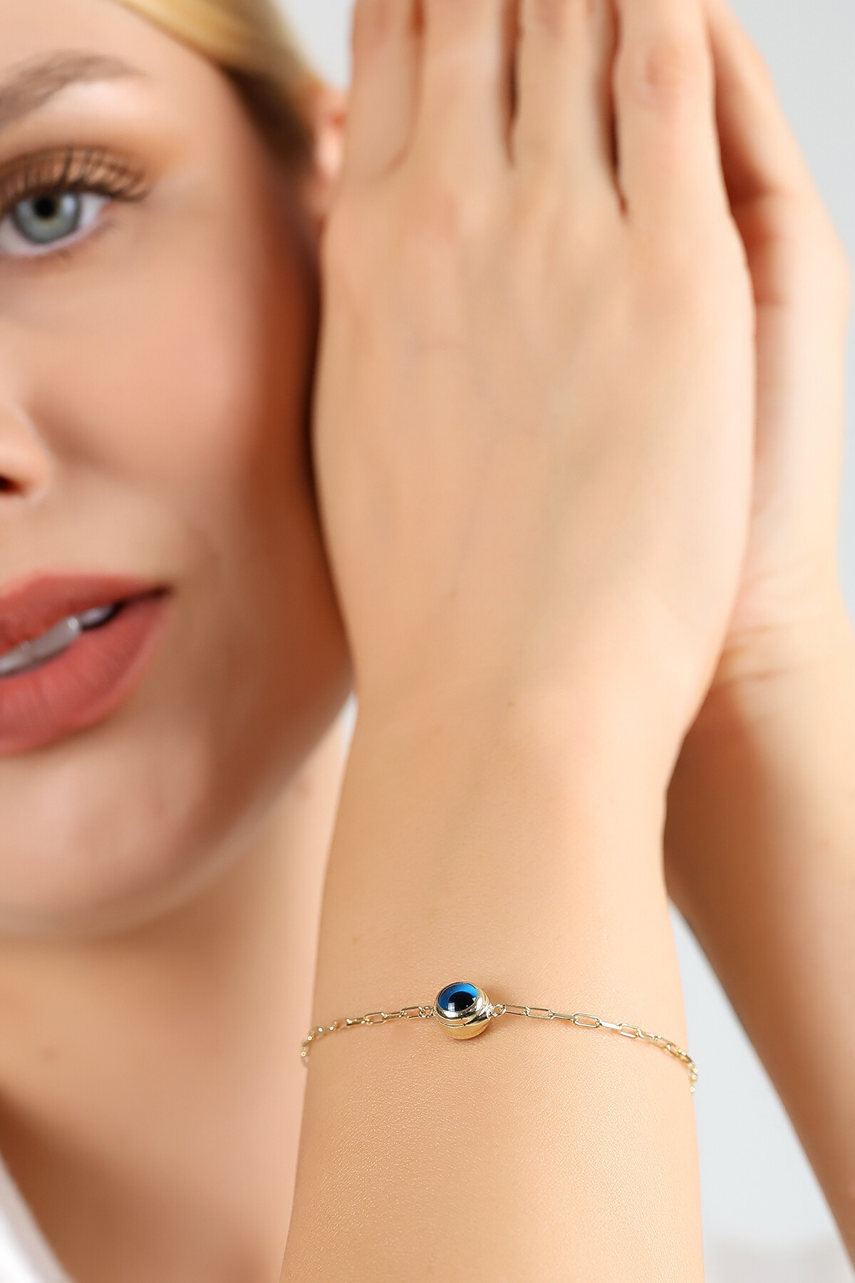 14 Ayar Altın Göz Bileklik