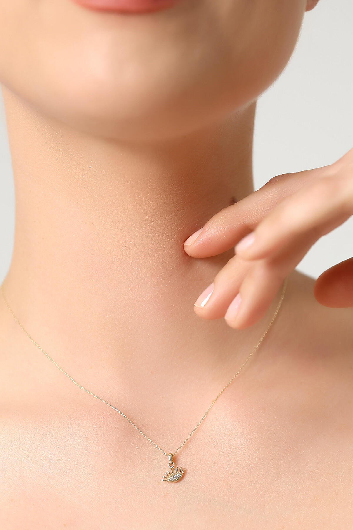 14 Ayar Altın Göz Kolye