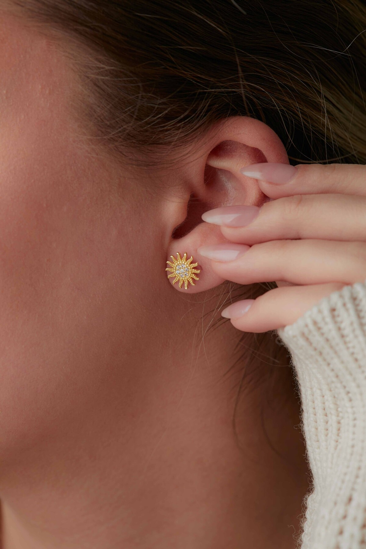 14 Ayar Altın Güneş Küpe