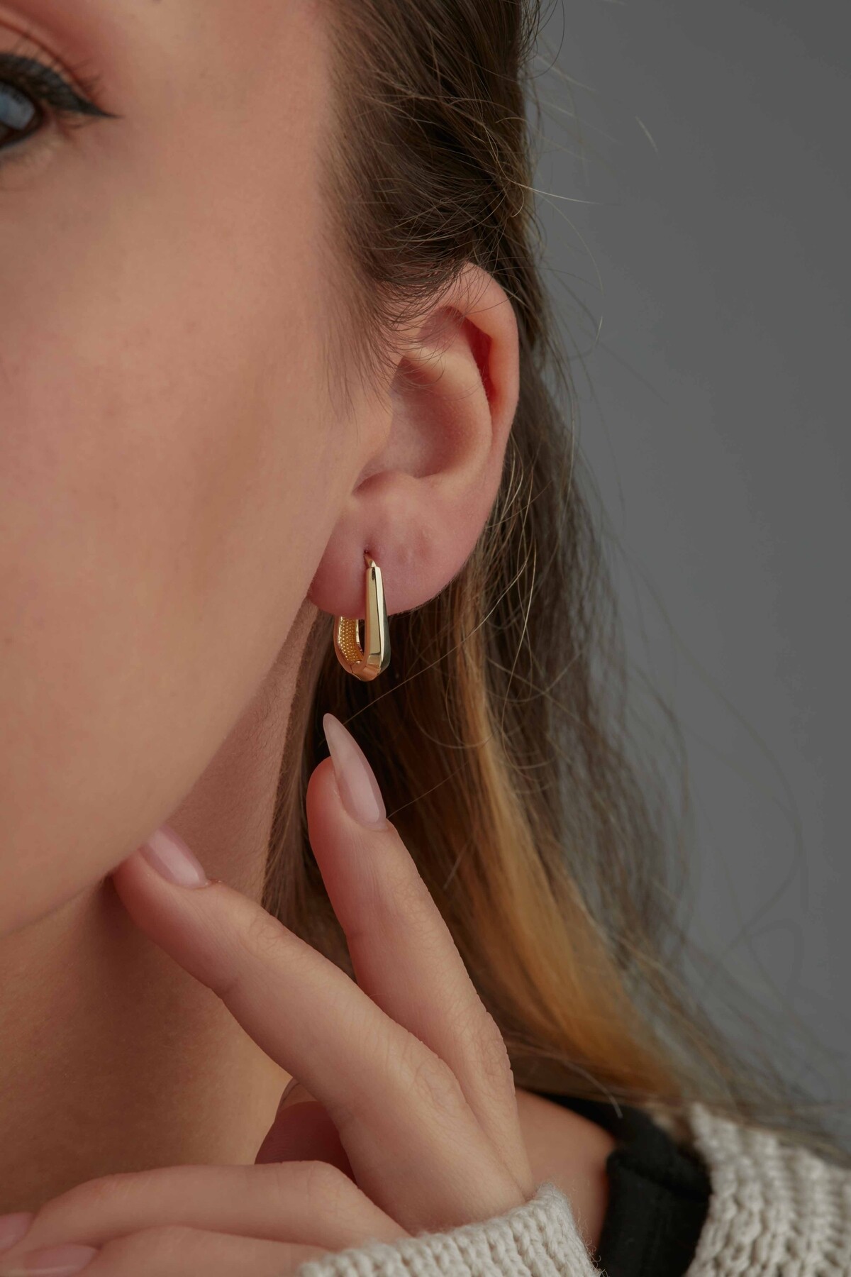 14 Ayar Altın Halka Küpe