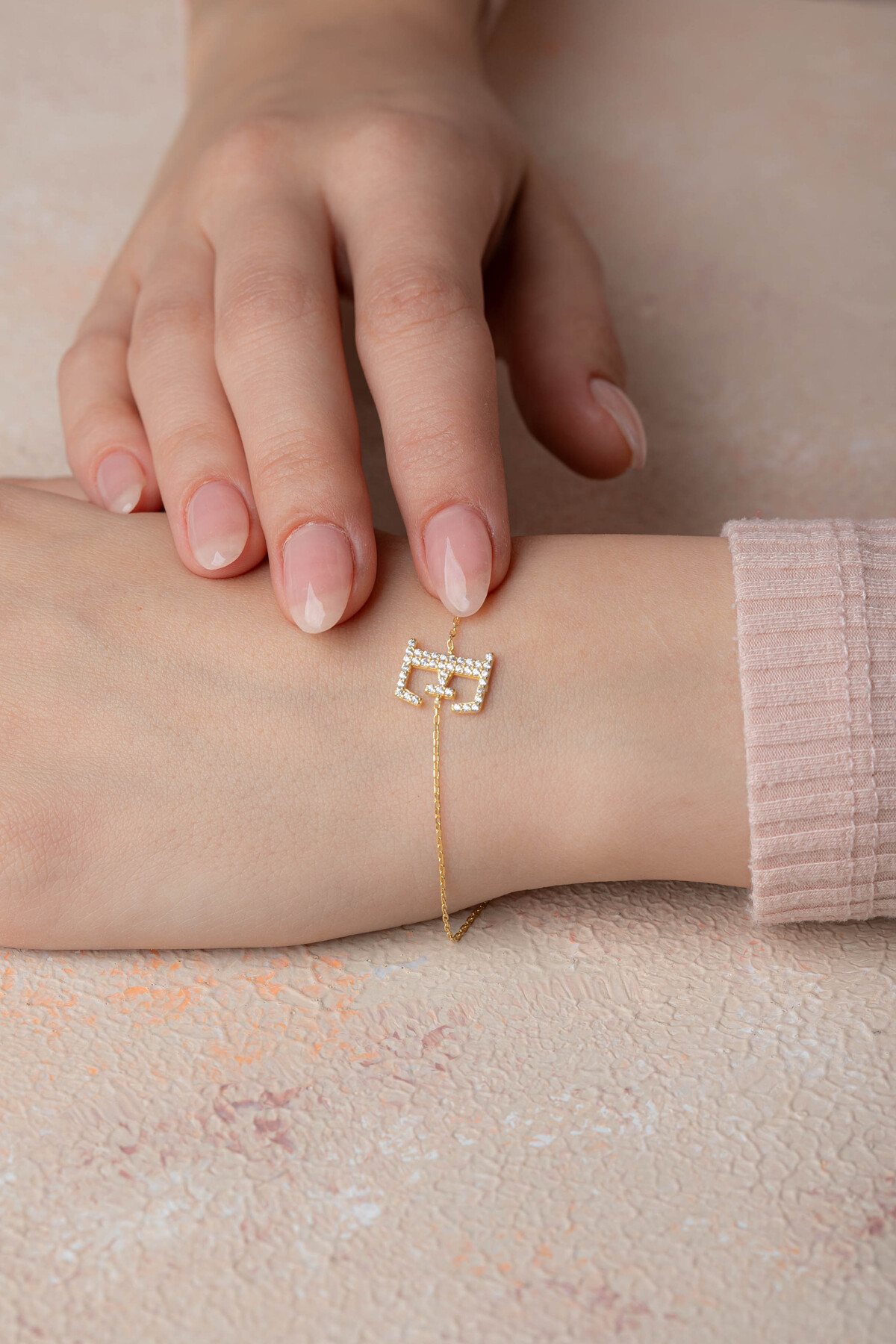 14 Ayar Altın Harf Bileklik