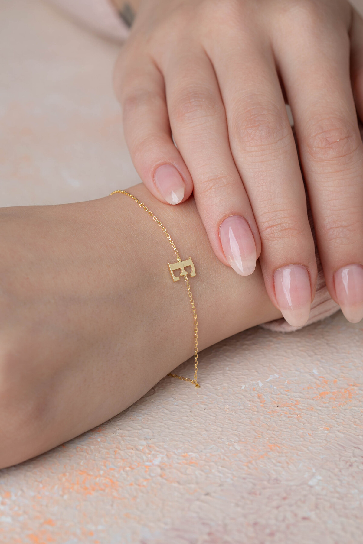 14 Ayar Altın Harf Bileklik