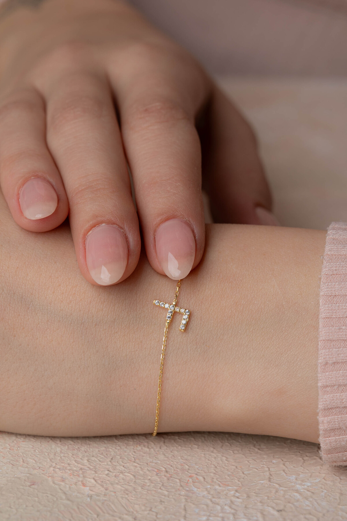 14 Ayar Altın Harf Bileklik